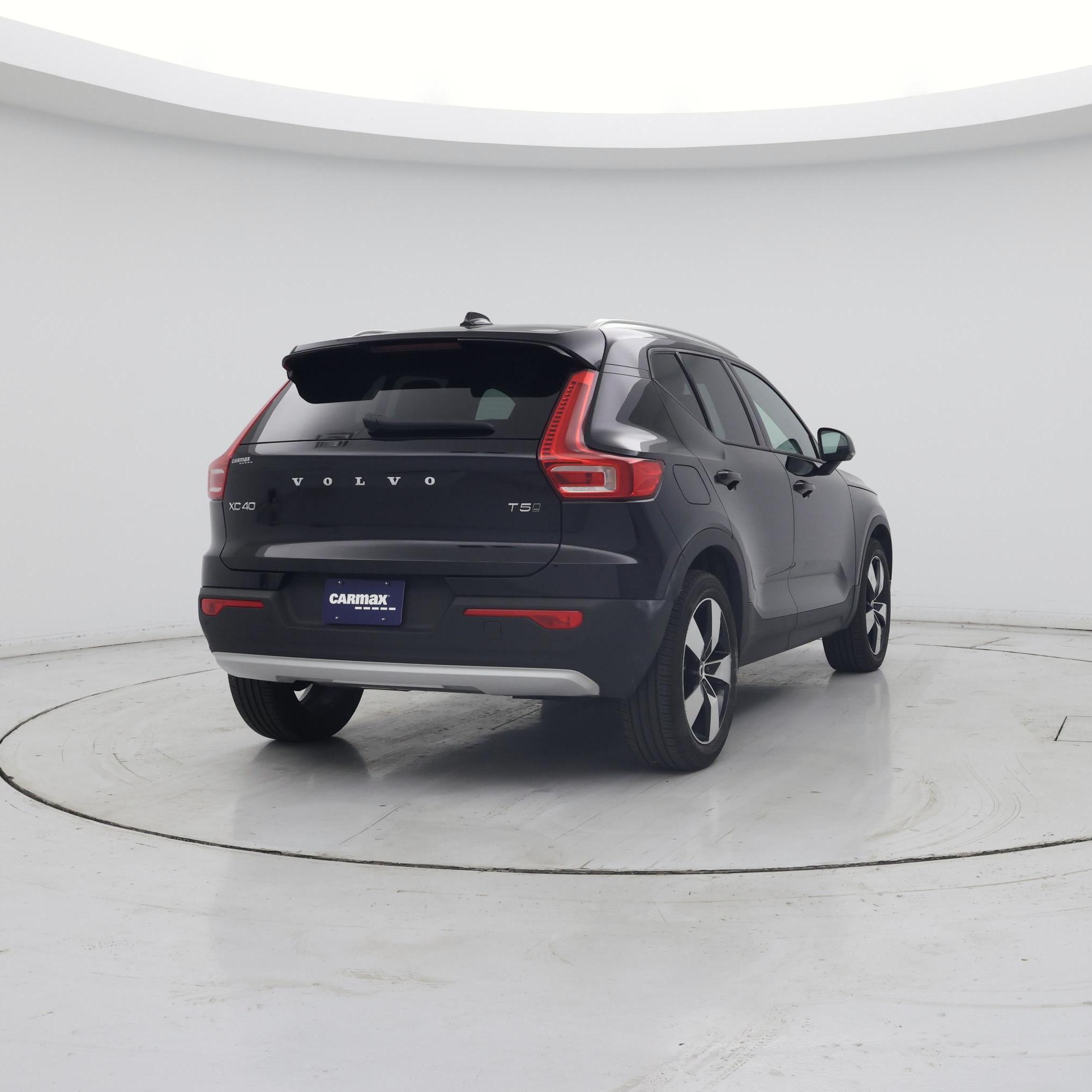 Thumbnail: 2021 Volvo XC40 - 8