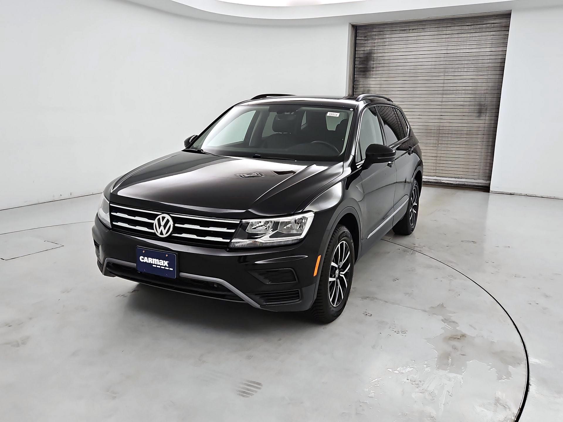 Thumbnail: 2021 Volkswagen Tiguan - 3