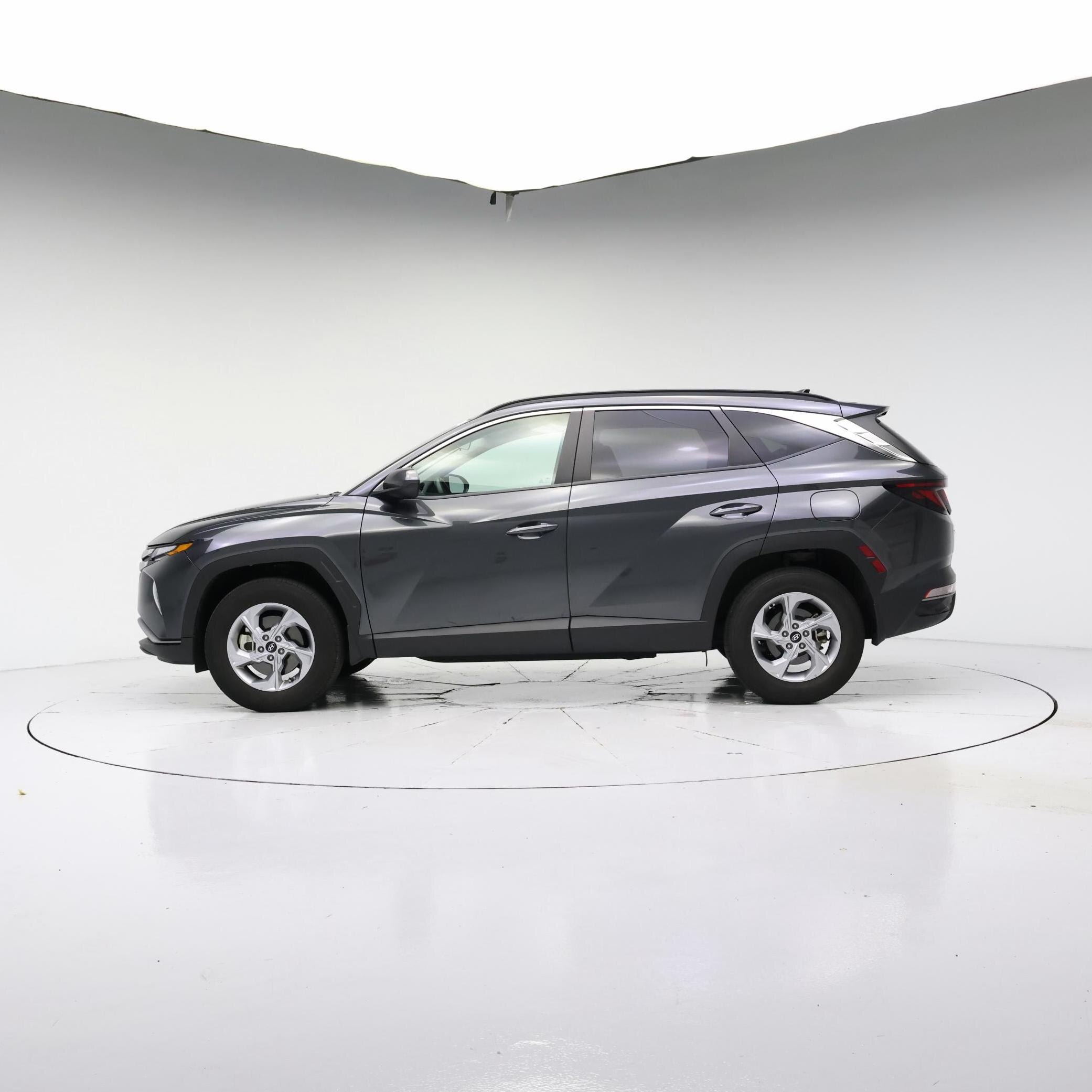 Thumbnail: 2024 Hyundai Tucson - 3