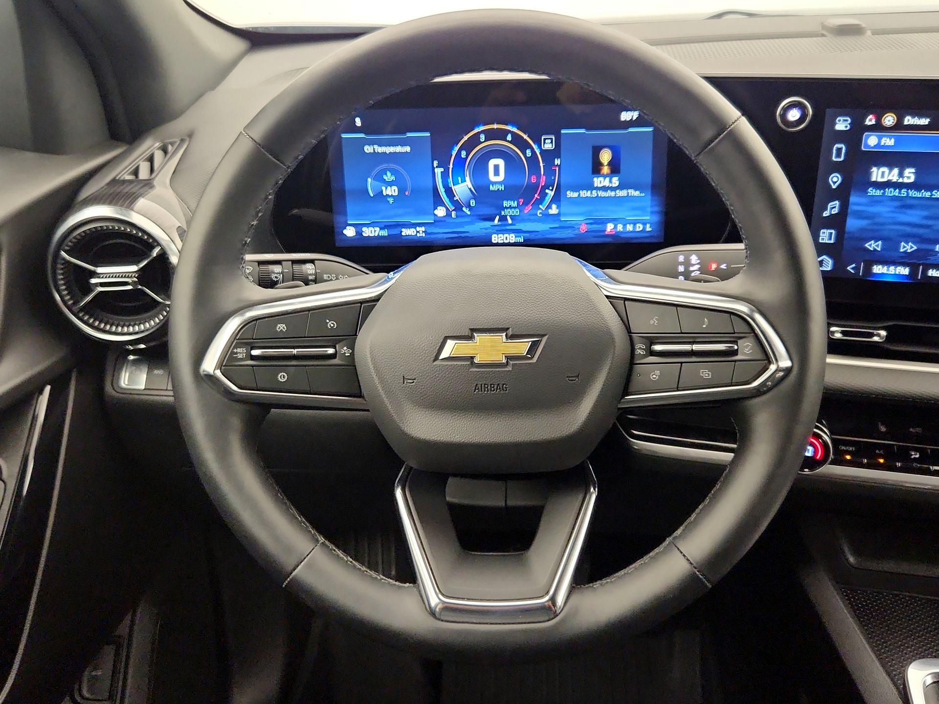 Thumbnail: 2026 Chevrolet Equinox - 10