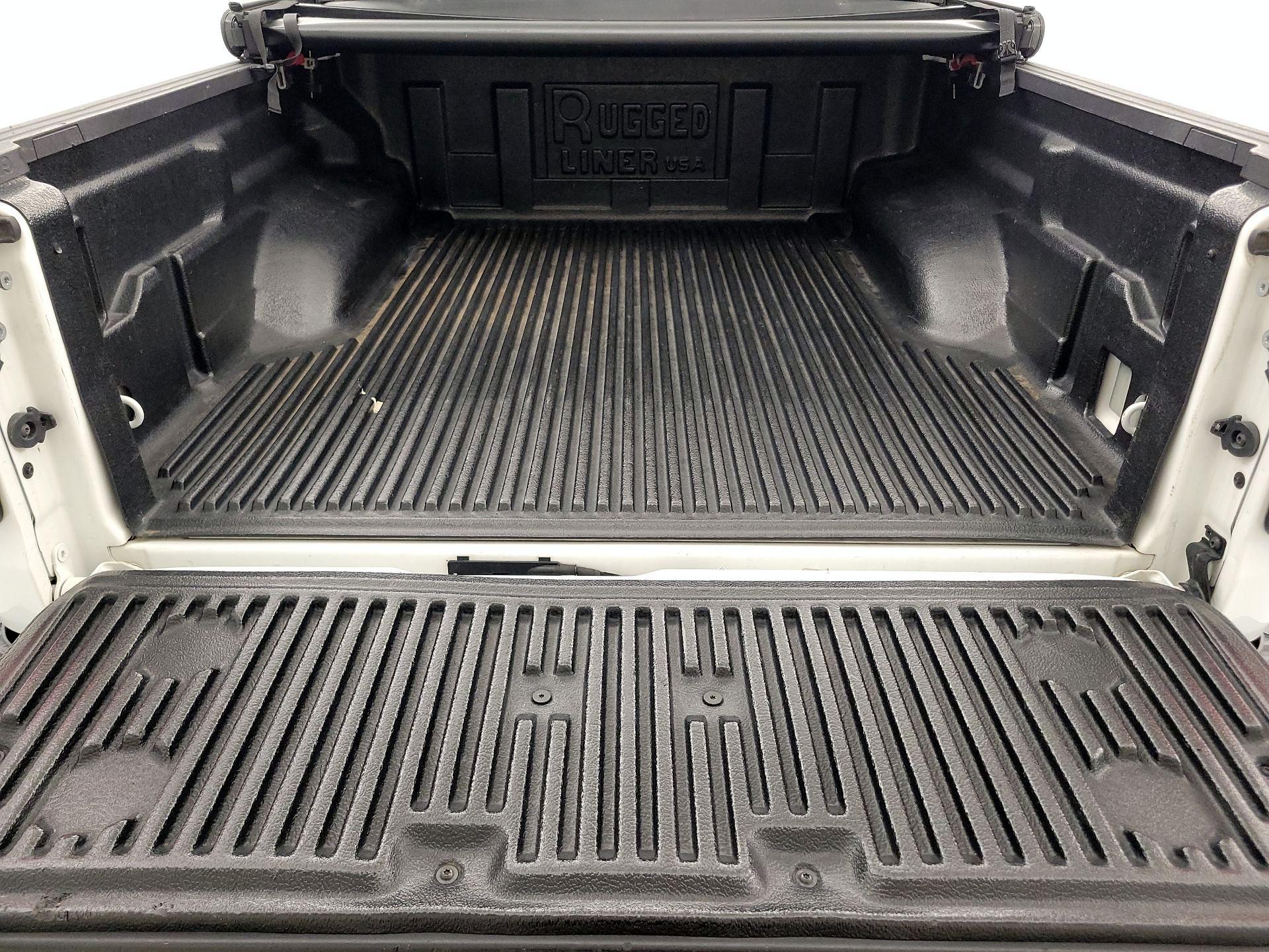 Thumbnail: 2020 Jeep Gladiator - 20