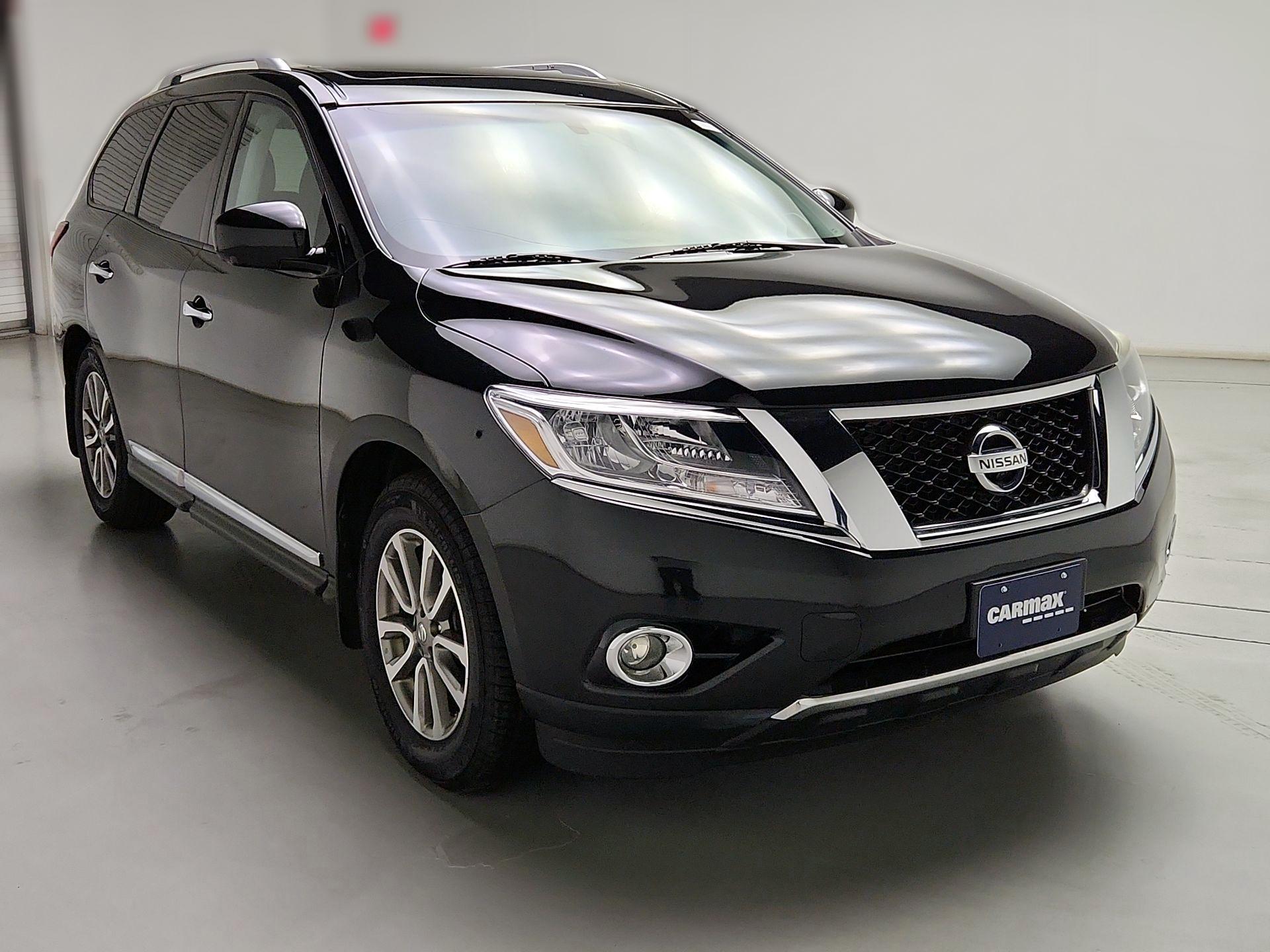 Thumbnail: 2015 Nissan Pathfinder - 1