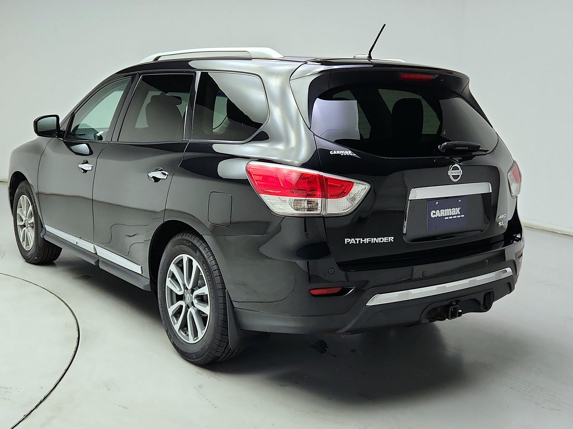 Thumbnail: 2015 Nissan Pathfinder - 7