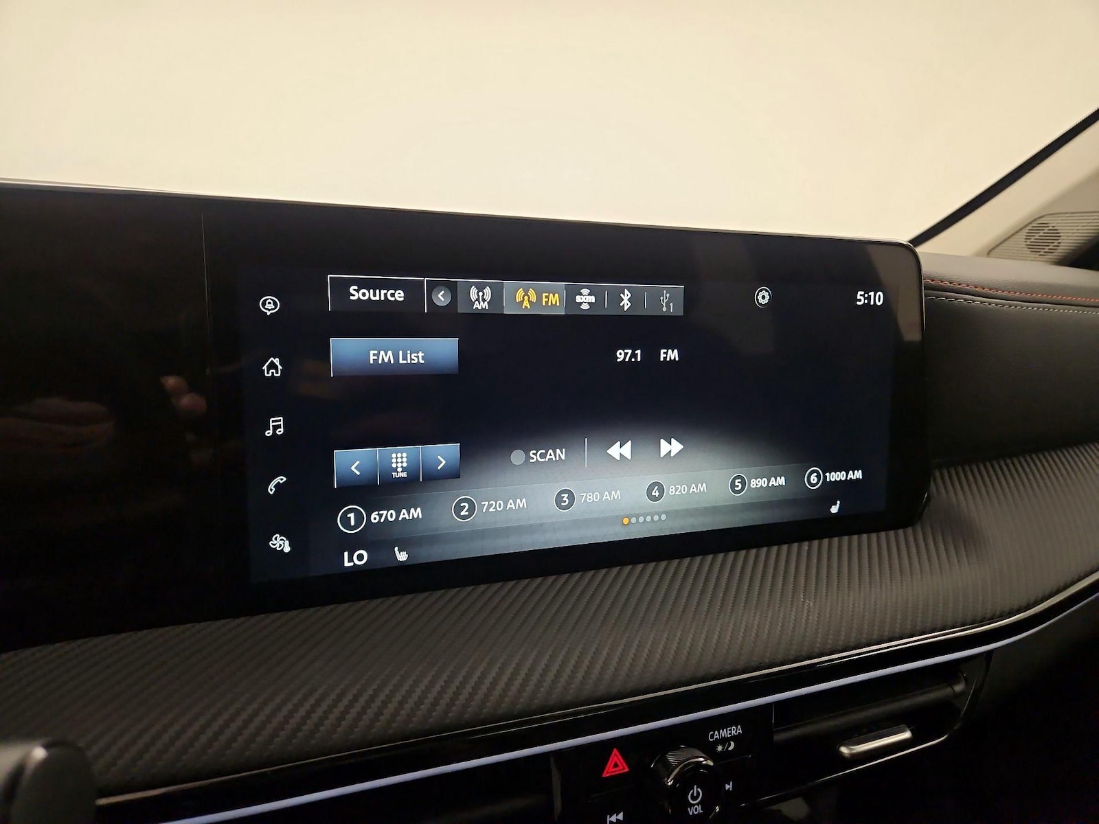 2025 Nissan Kicks SR AWD - Photo 14
