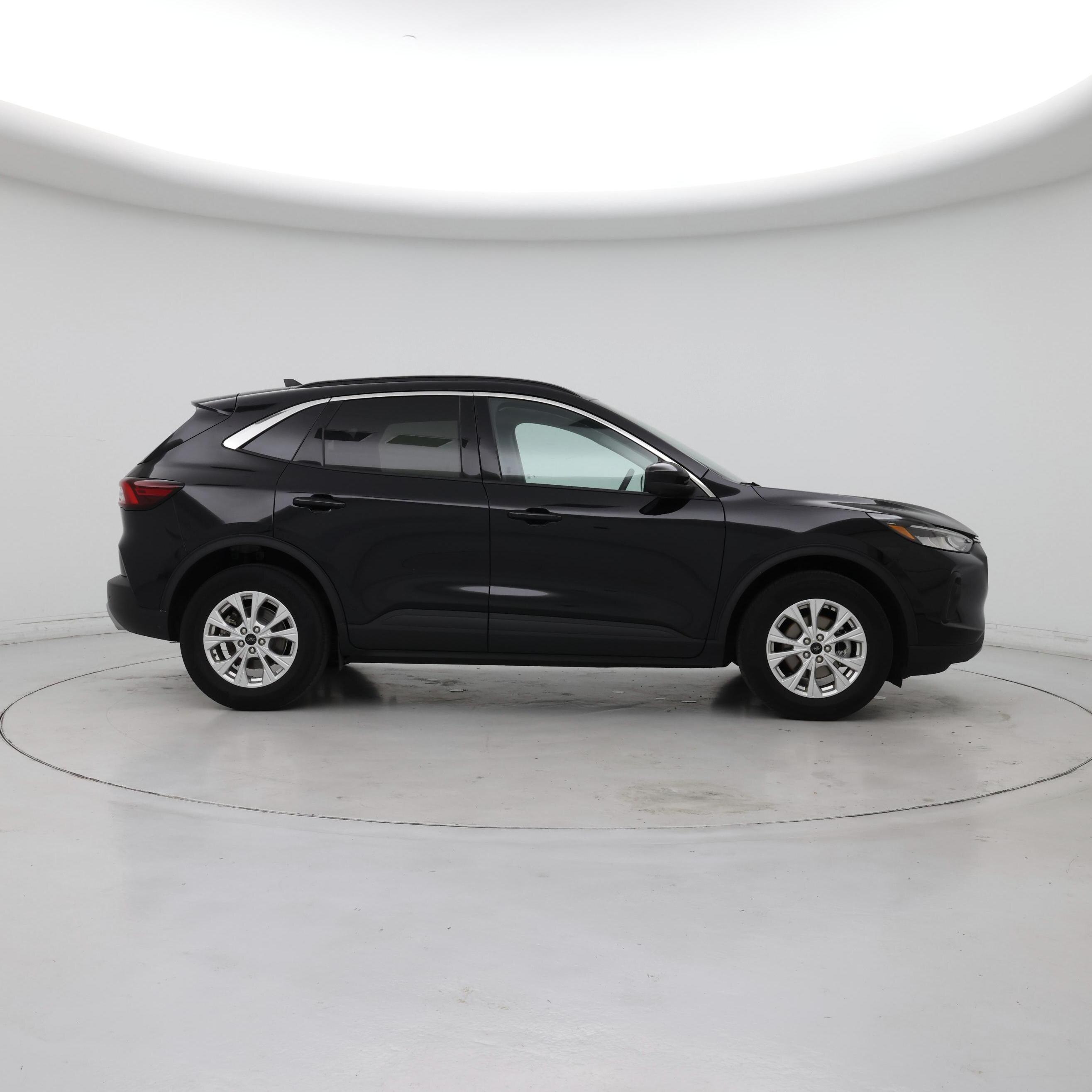 Thumbnail: 2023 Ford Escape - 7