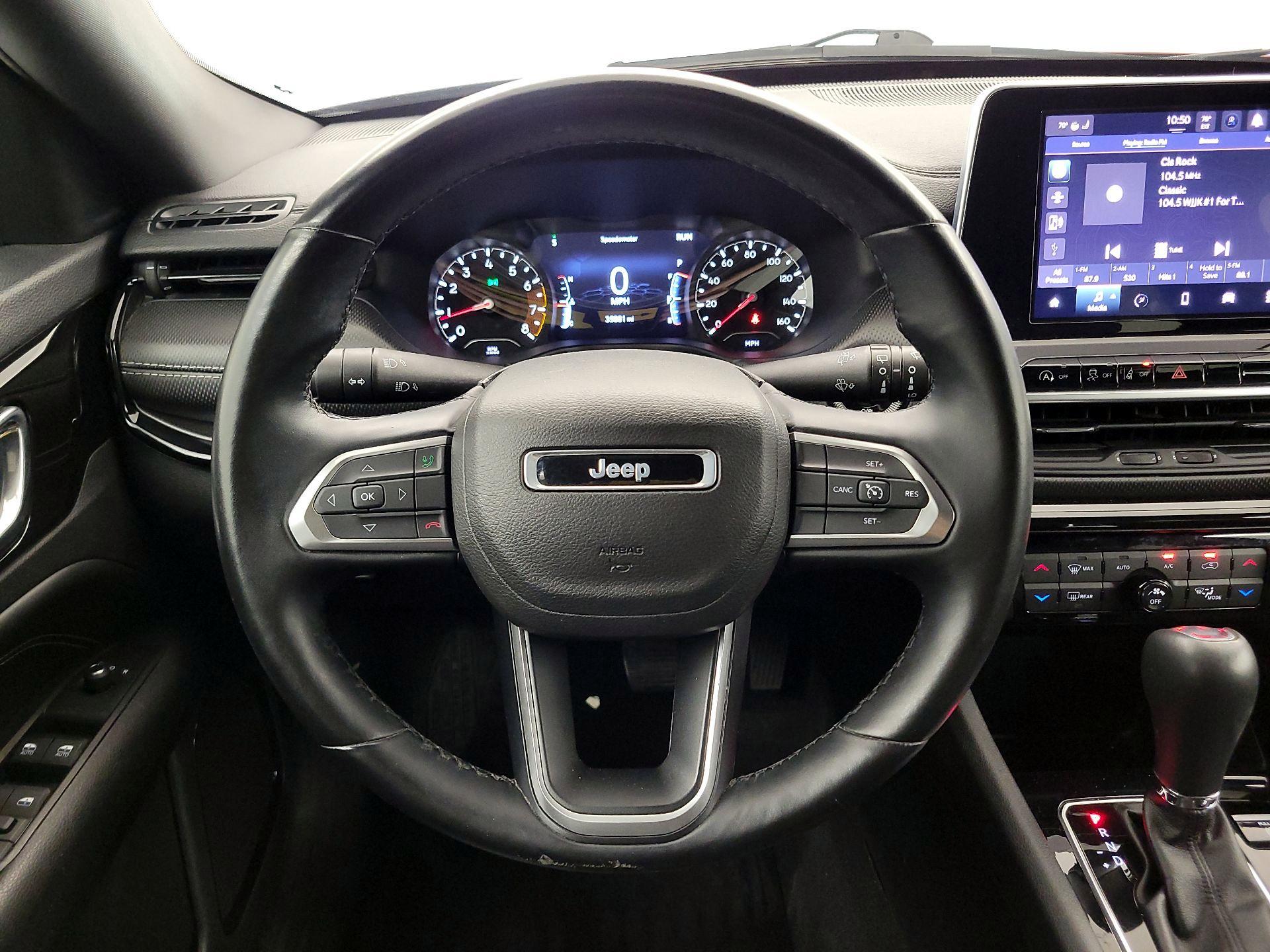 Thumbnail: 2022 Jeep Compass - 10