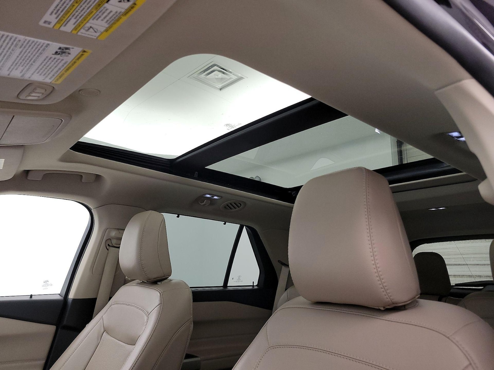 2023 Ford Explorer Limited - Photo 21