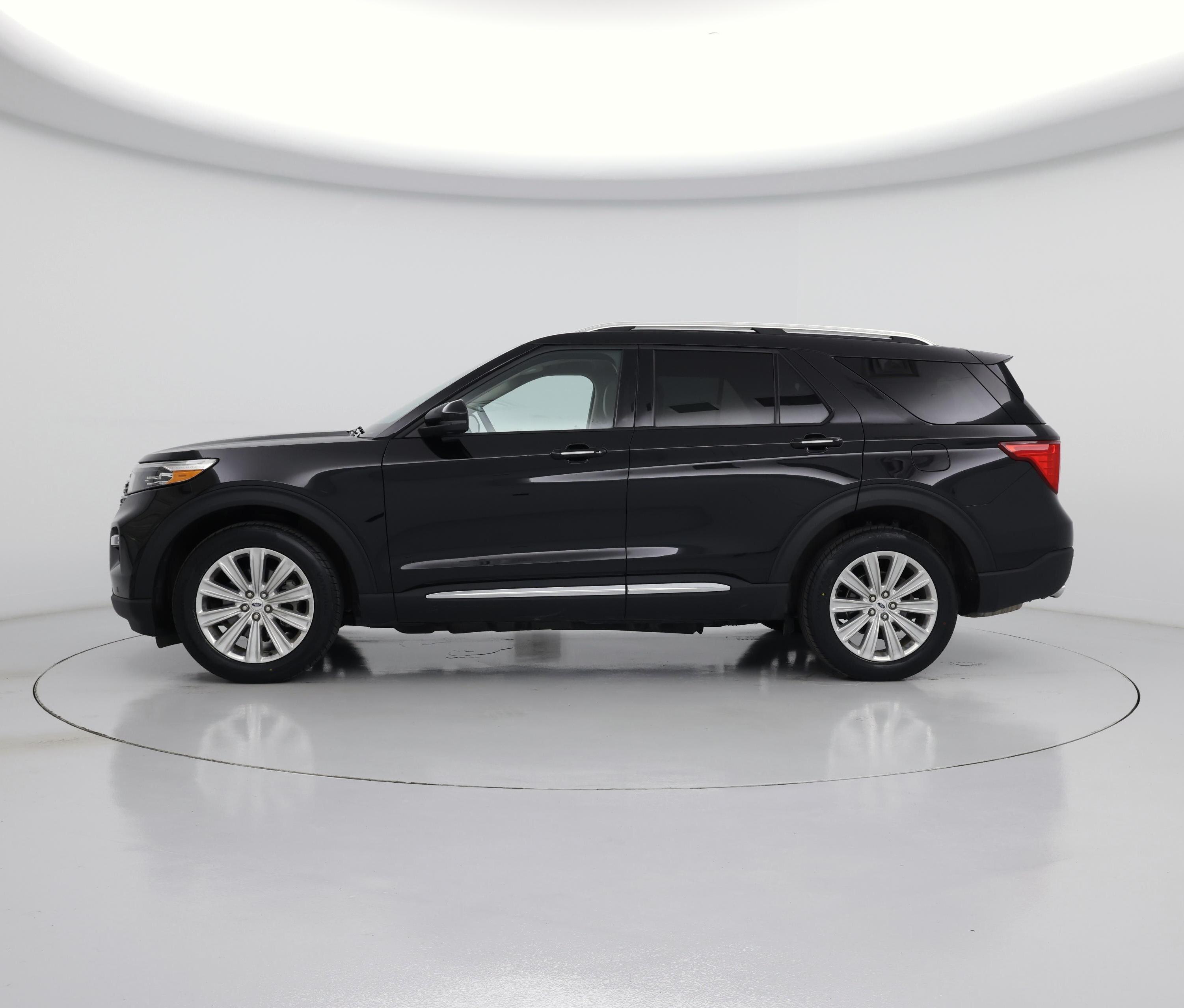 Thumbnail: 2023 Ford Explorer - 3