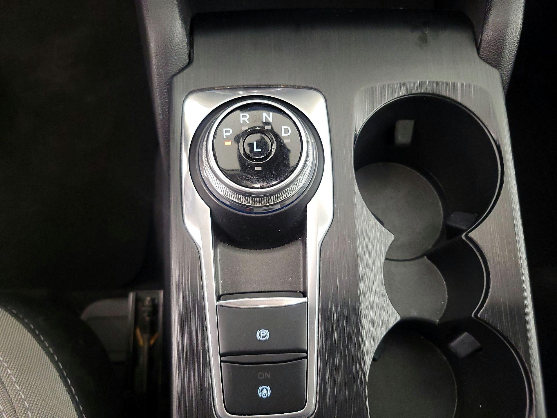 Thumbnail: 2022 Ford Escape - 18