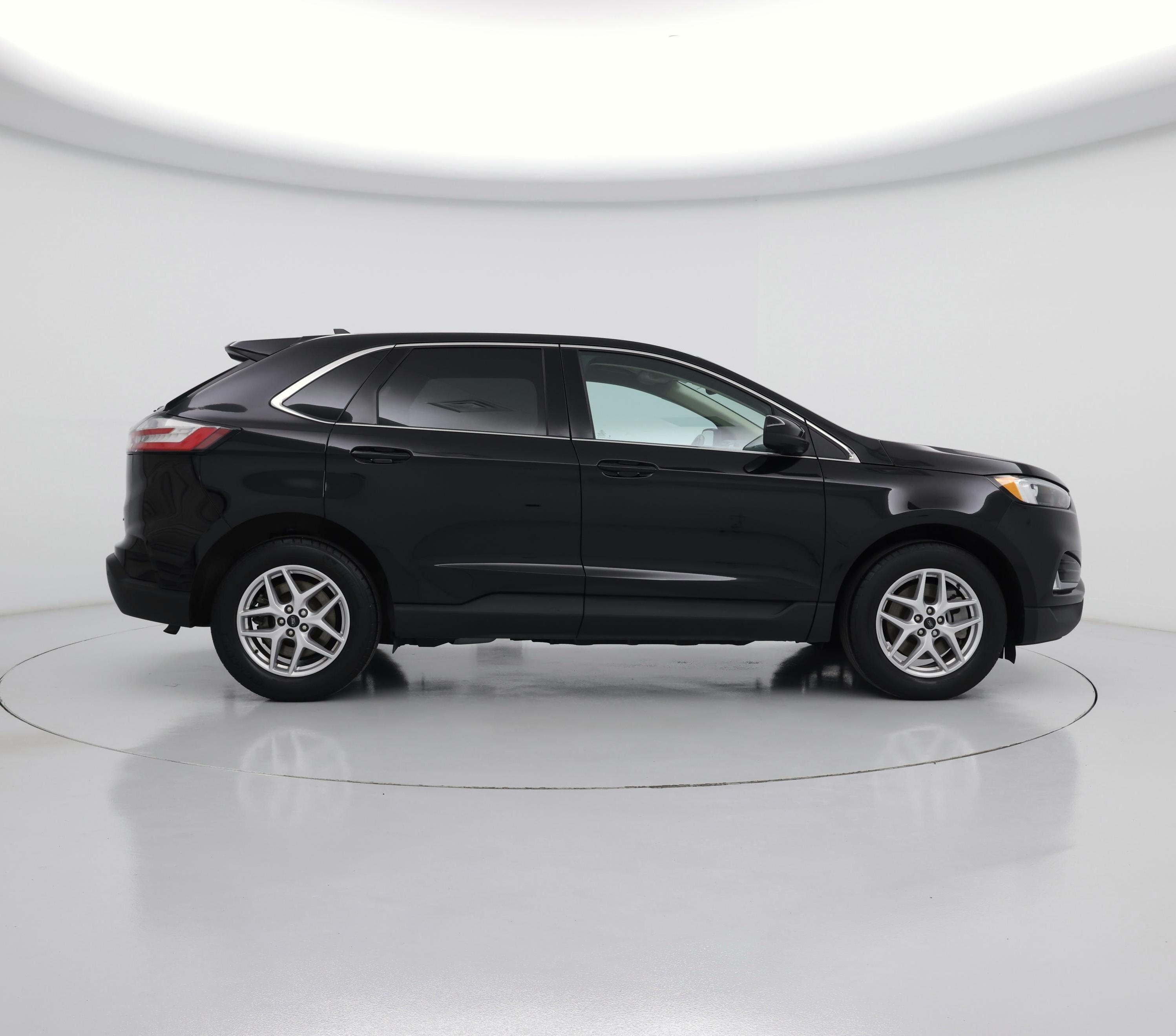 Thumbnail: 2023 Ford Edge - 7