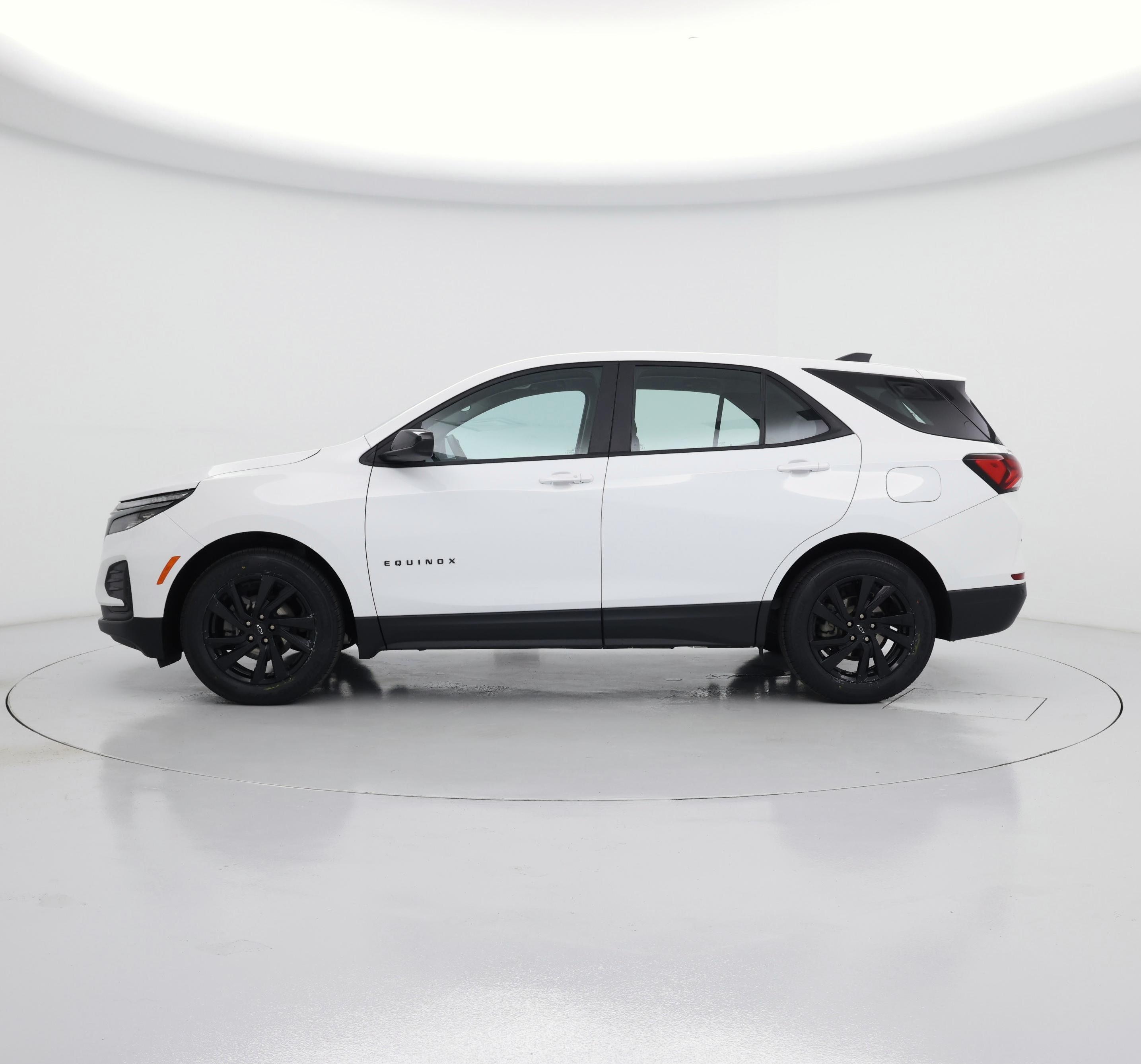 Thumbnail: 2024 Chevrolet Equinox - 3