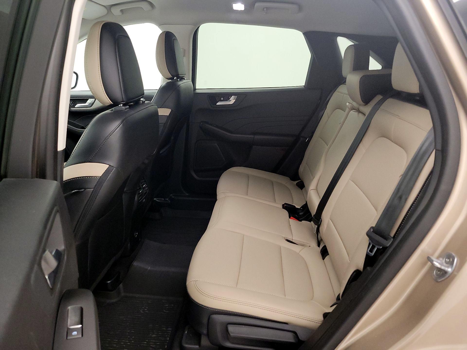 Thumbnail: 2021 Ford Escape - 19
