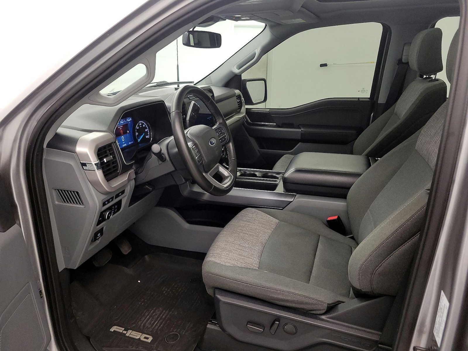 2023 Ford F-150 XLT - Photo 12