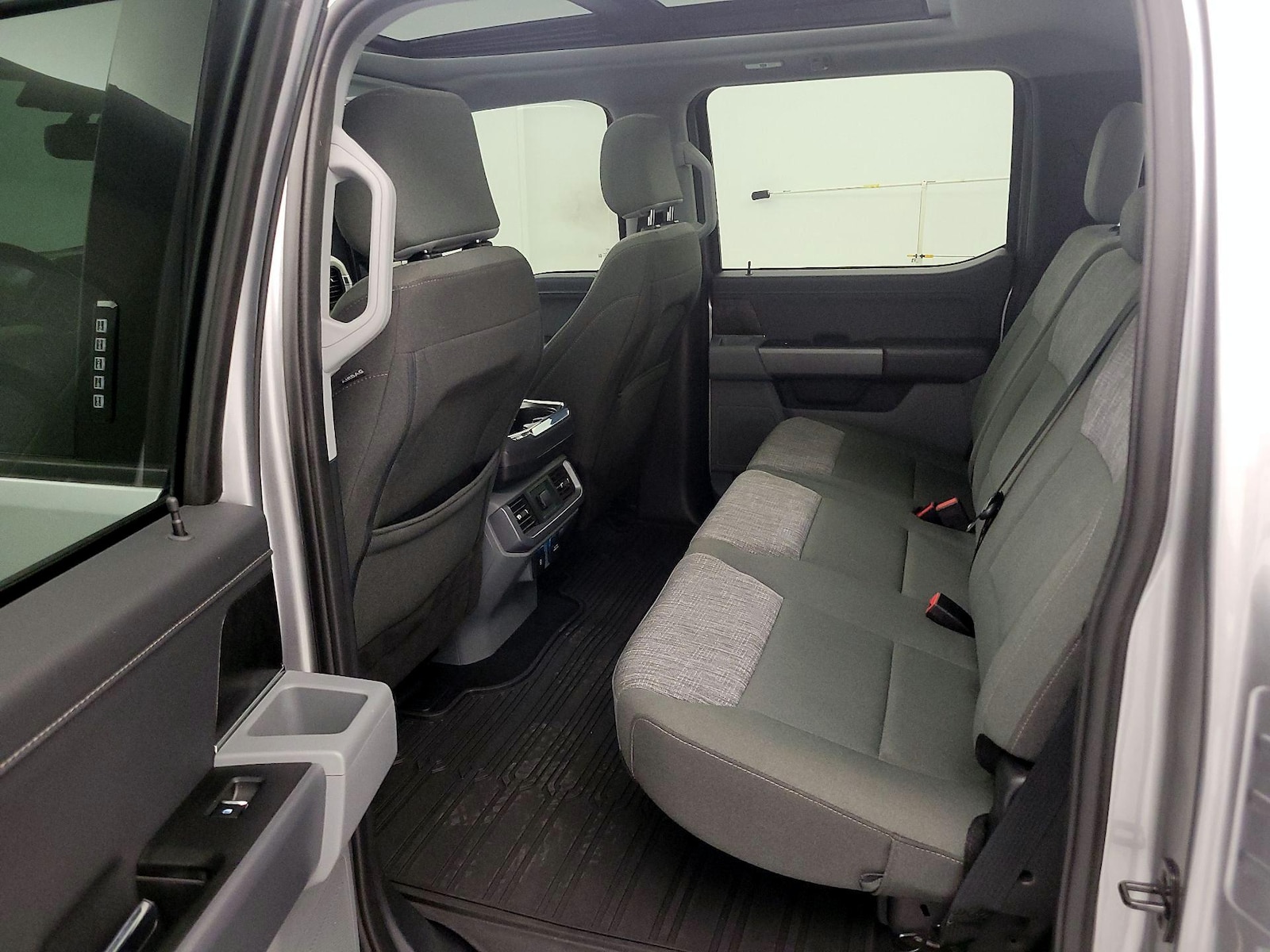2023 Ford F-150 XLT - Photo 22