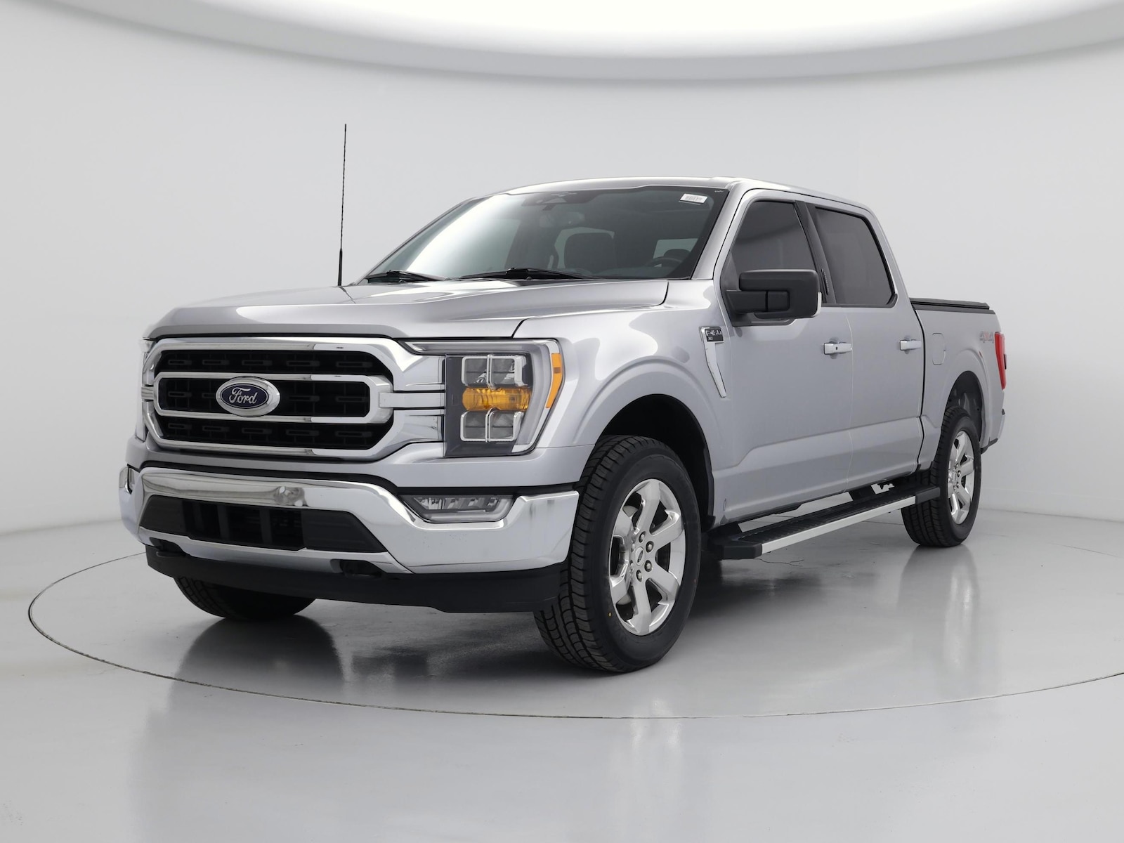 2023 Ford F-150 XLT - Photo 5