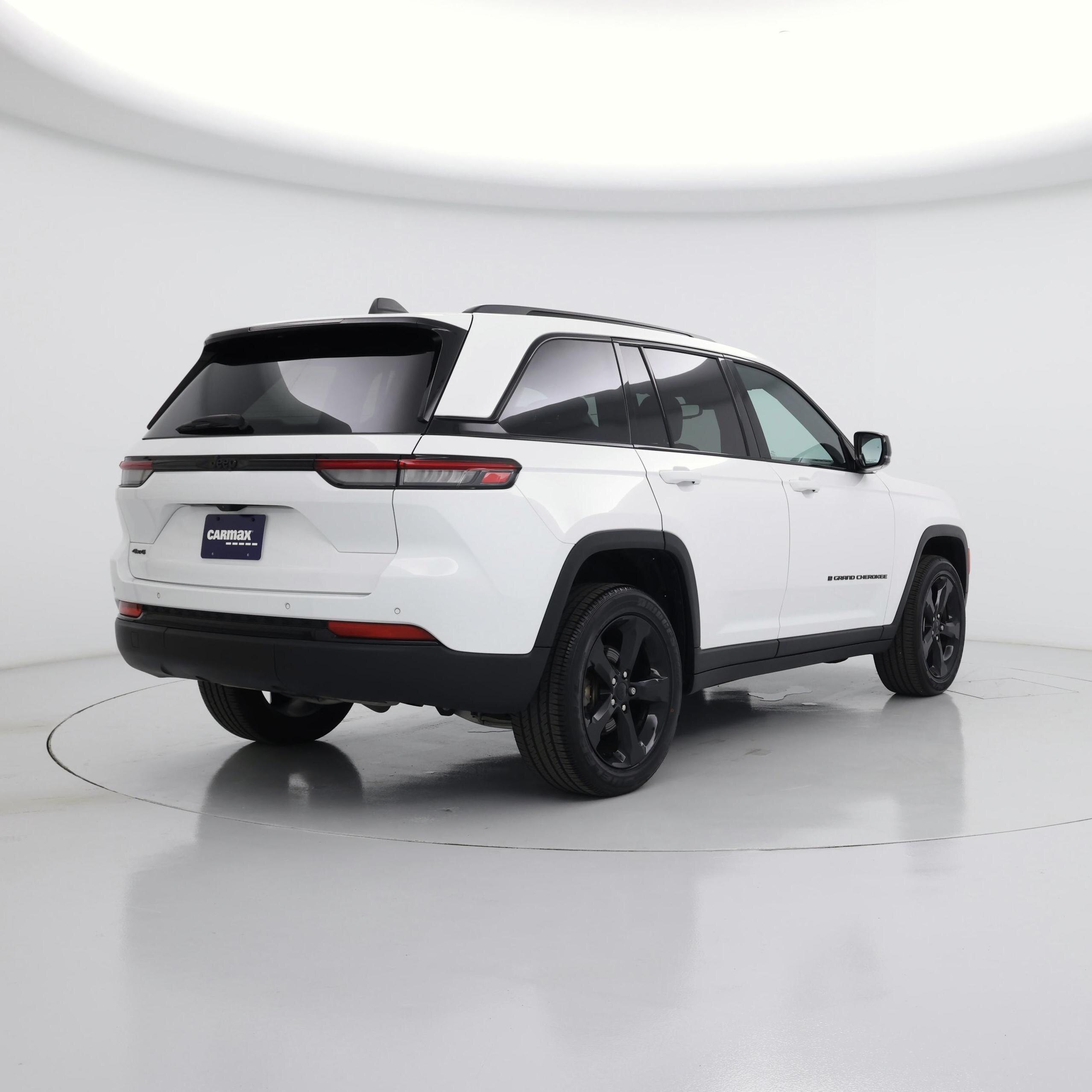 Thumbnail: 2024 Jeep Grand Cherokee - 8