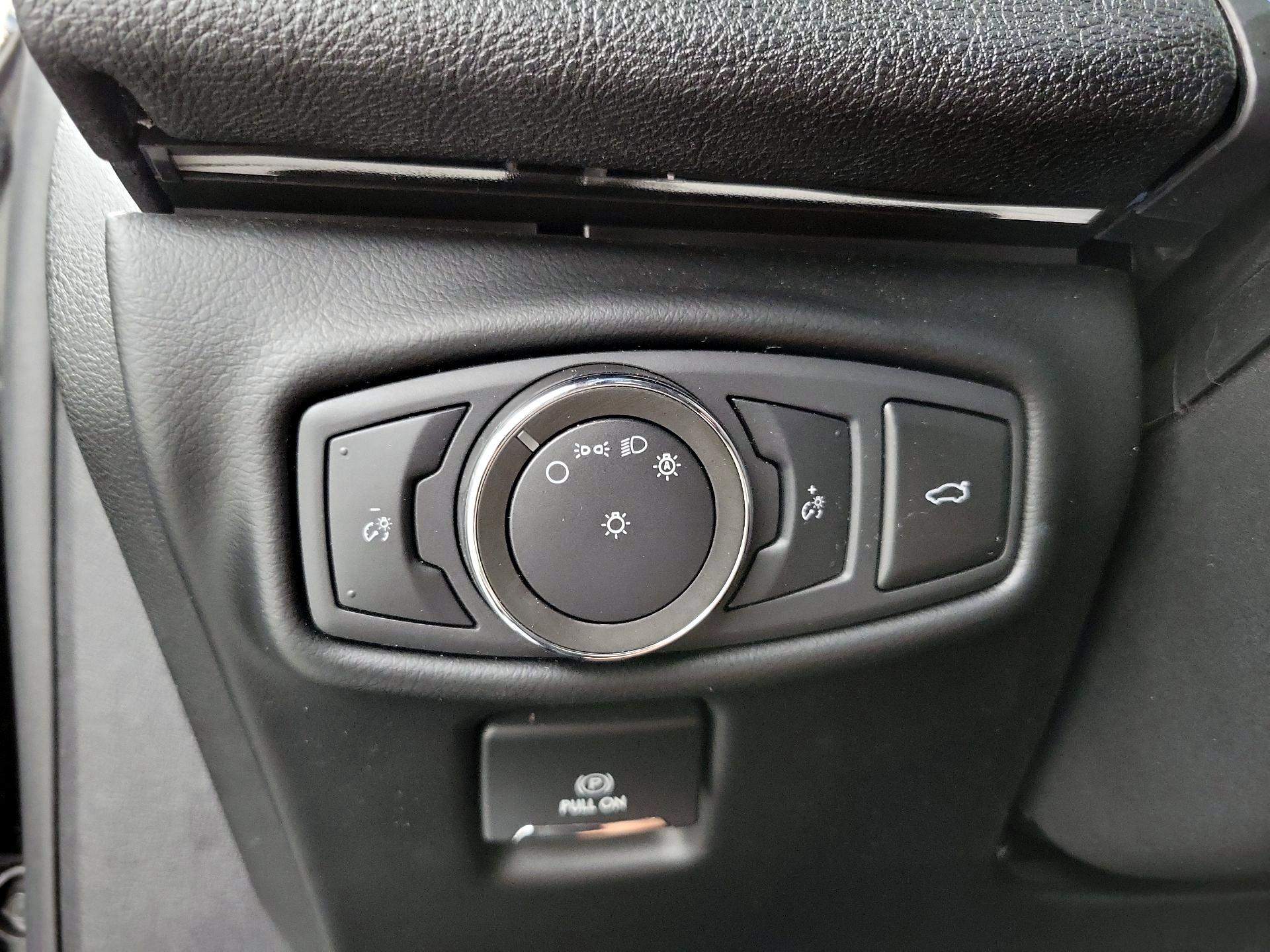 Thumbnail: 2020 Lincoln MKZ - 11