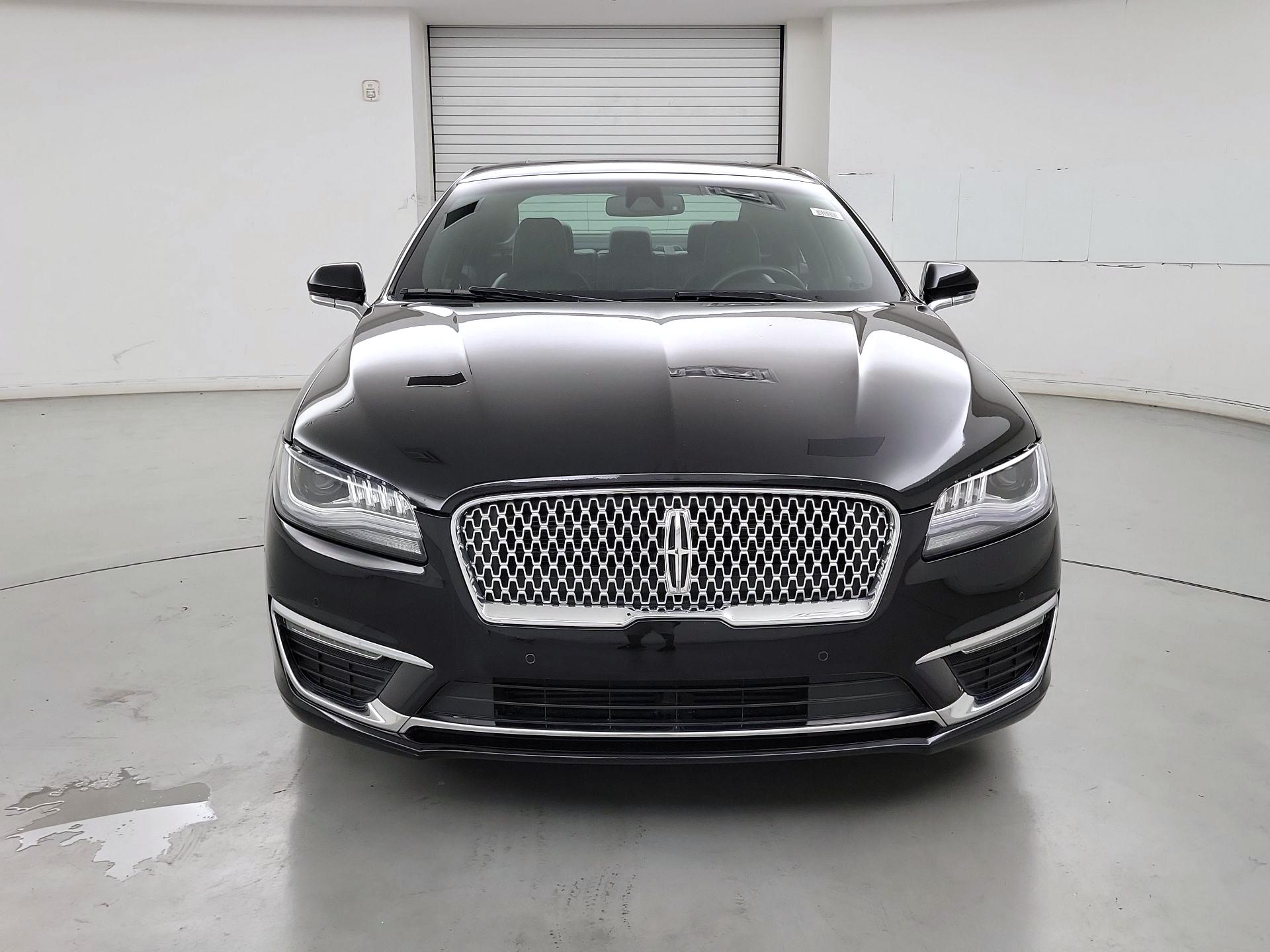 Thumbnail: 2020 Lincoln MKZ - 2