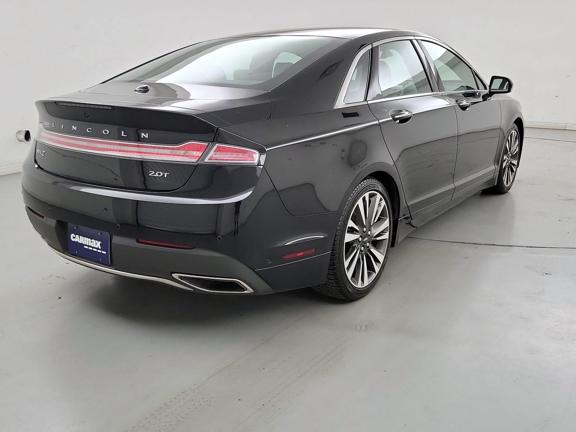 Thumbnail: 2020 Lincoln MKZ - 5