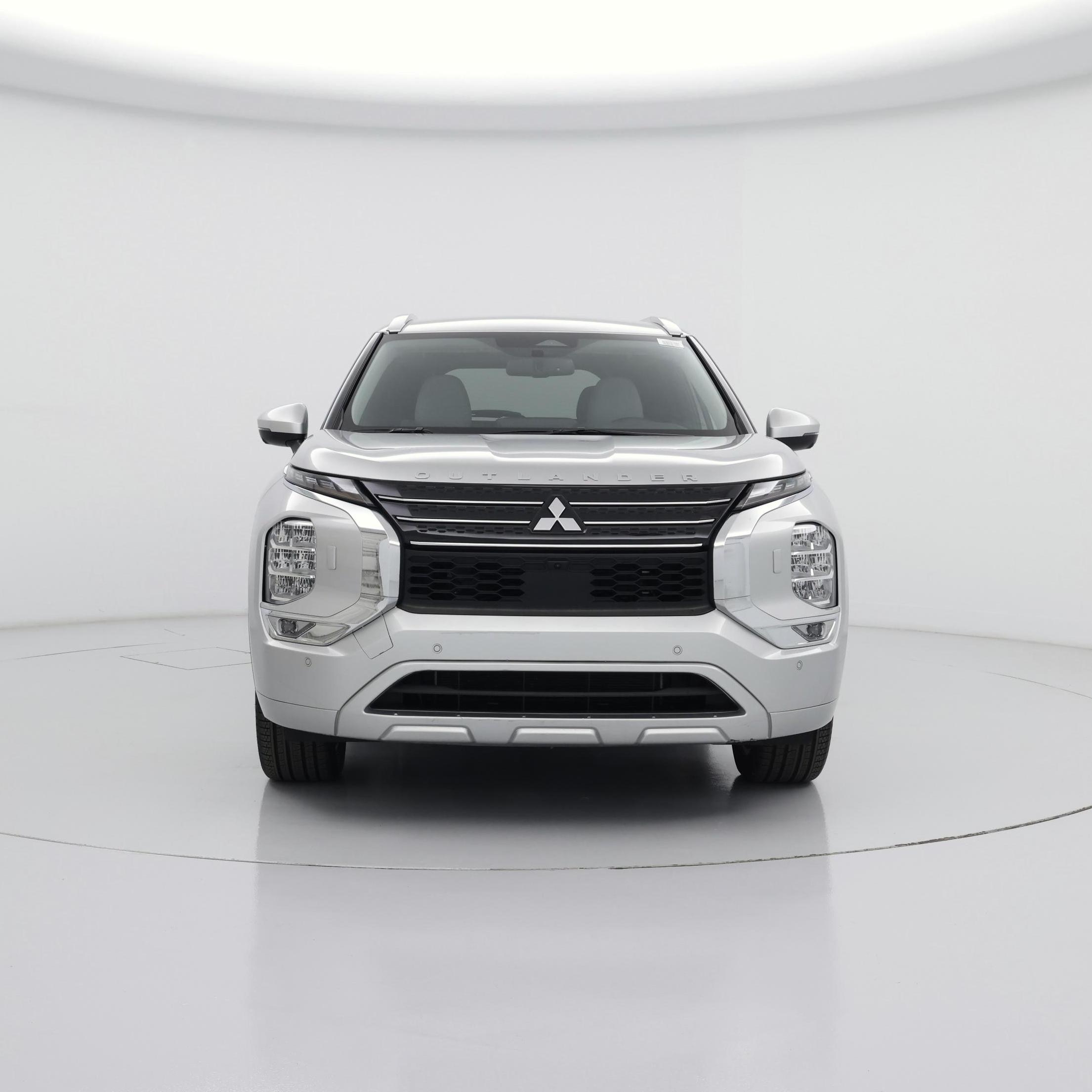 Thumbnail: 2023 Mitsubishi Outlander - 5