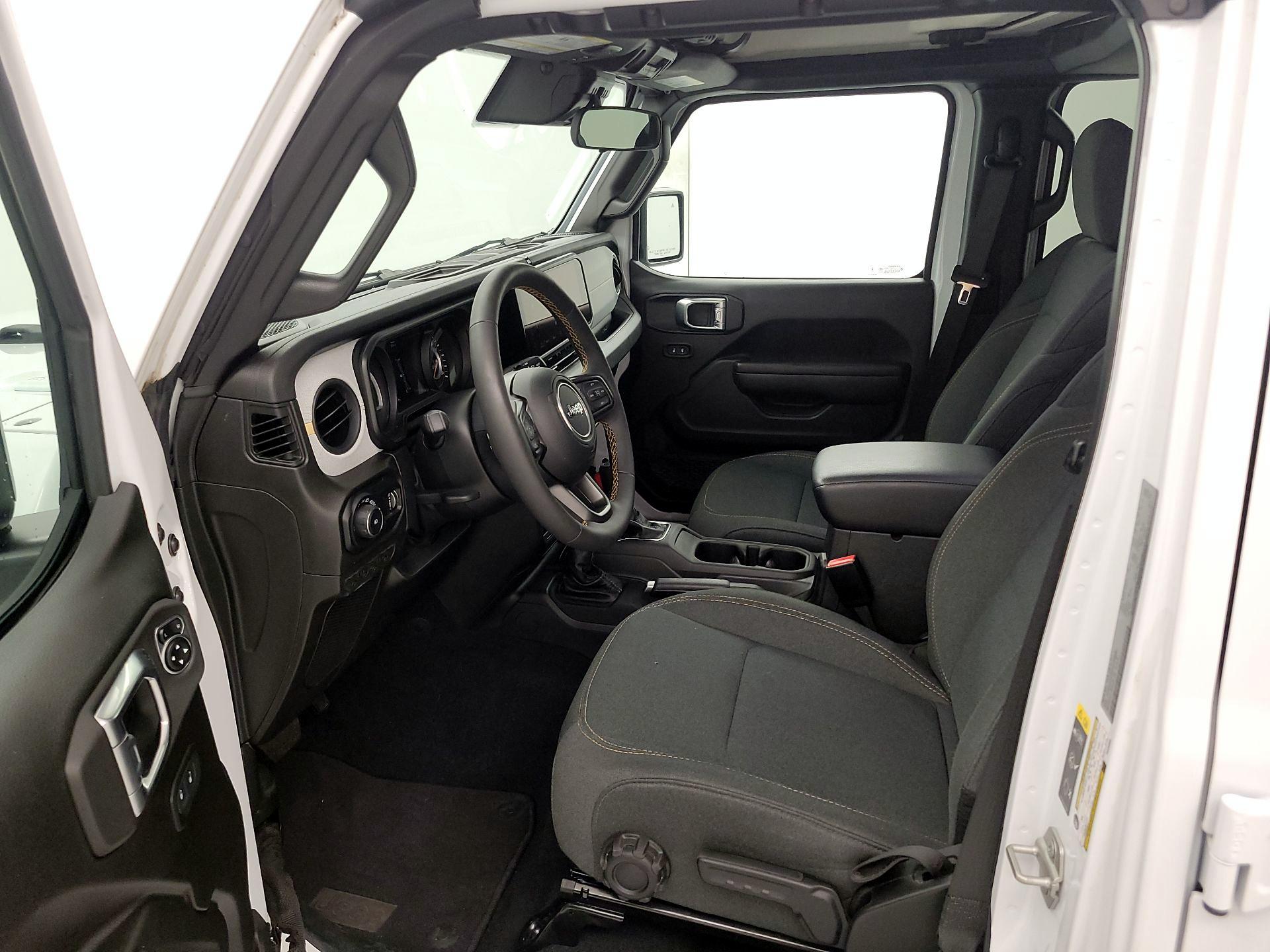 Thumbnail: 2024 Jeep Wrangler - 11