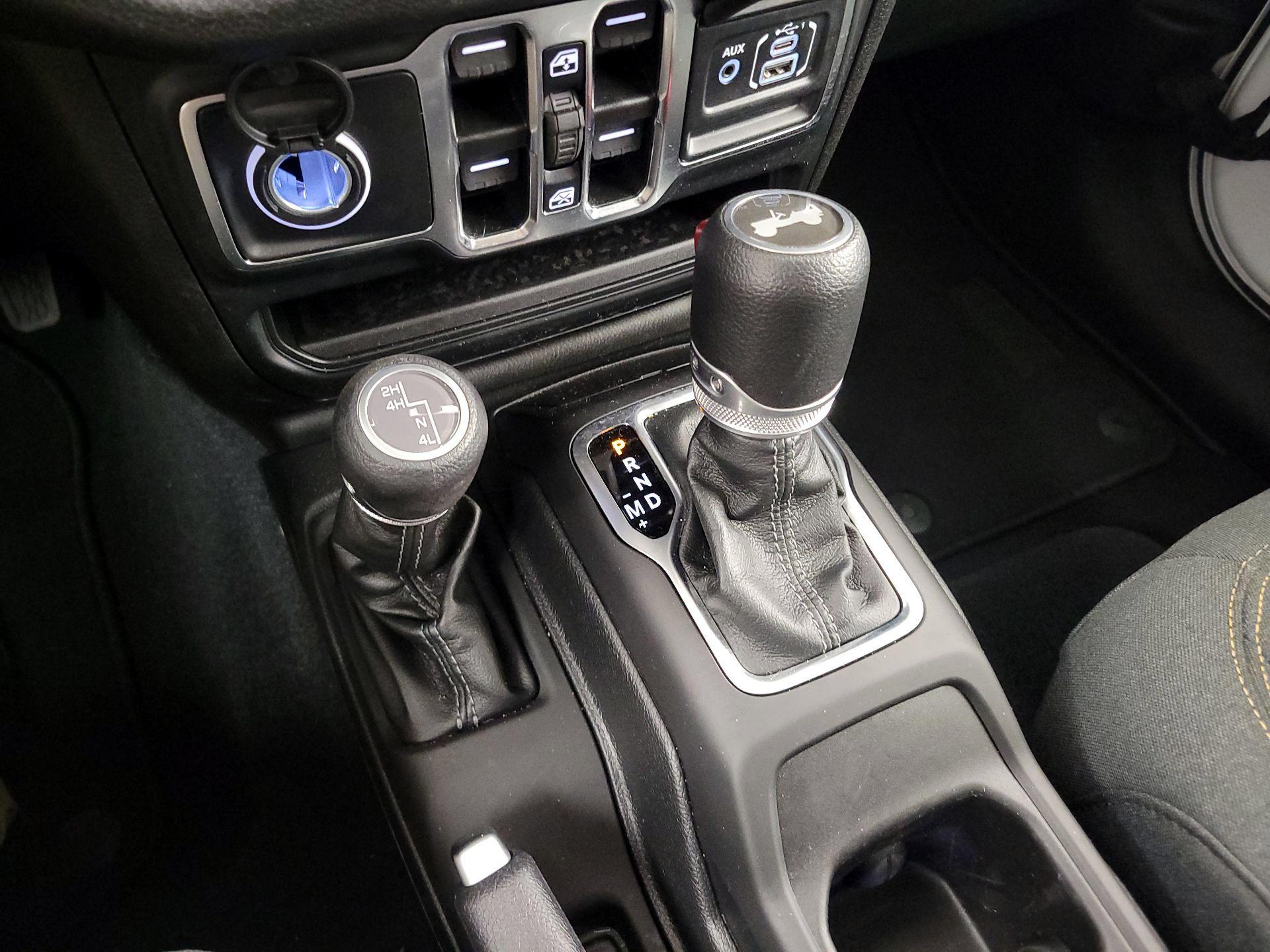 Thumbnail: 2024 Jeep Wrangler - 17