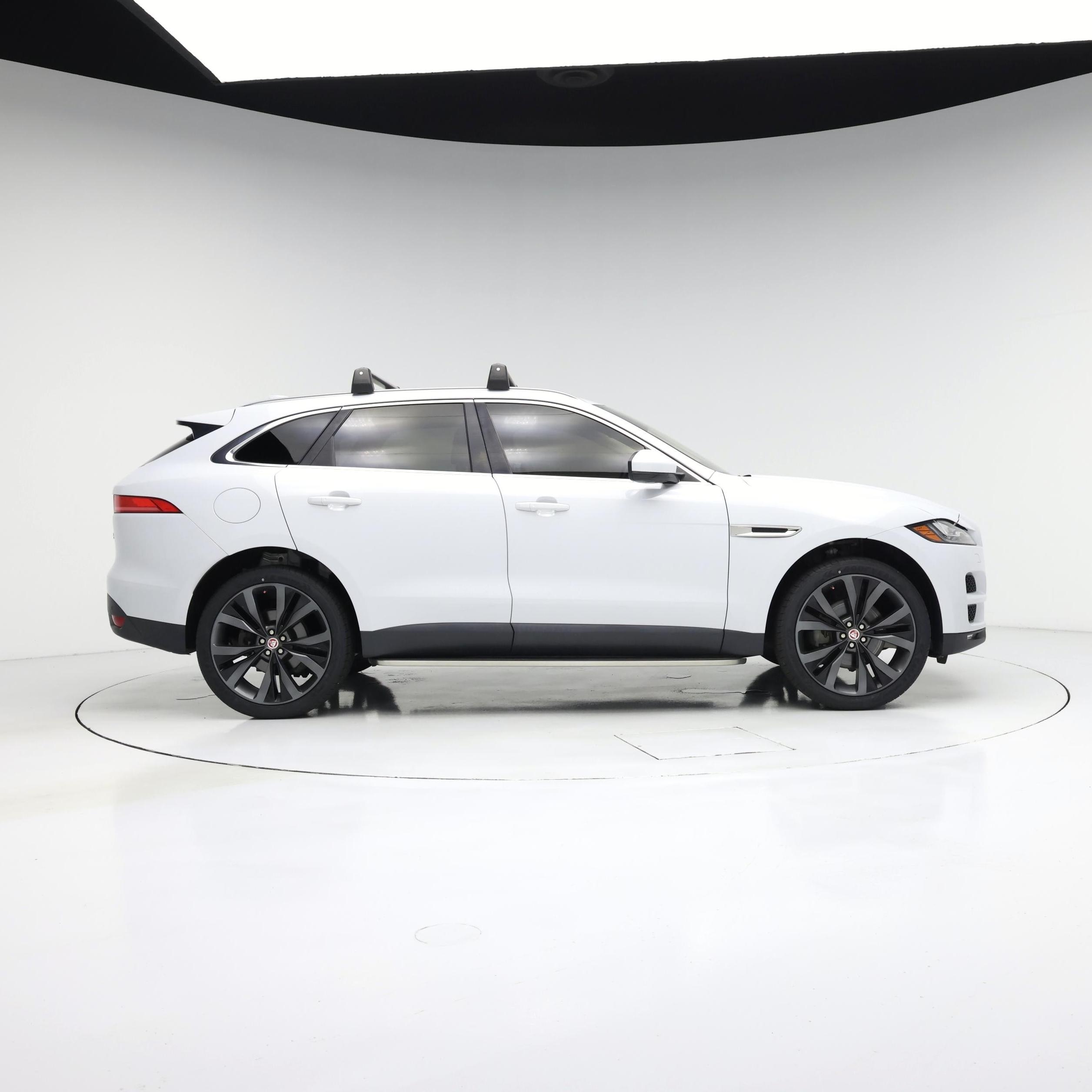 Thumbnail: 2018 Jaguar F-Pace - 7