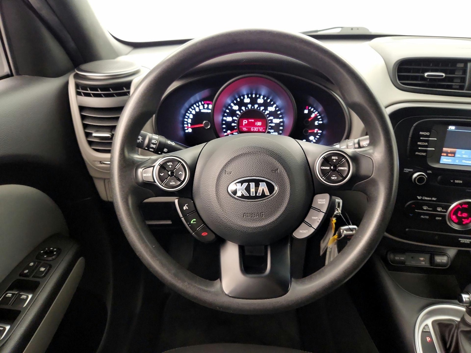 2017 Kia Soul + - Photo 11