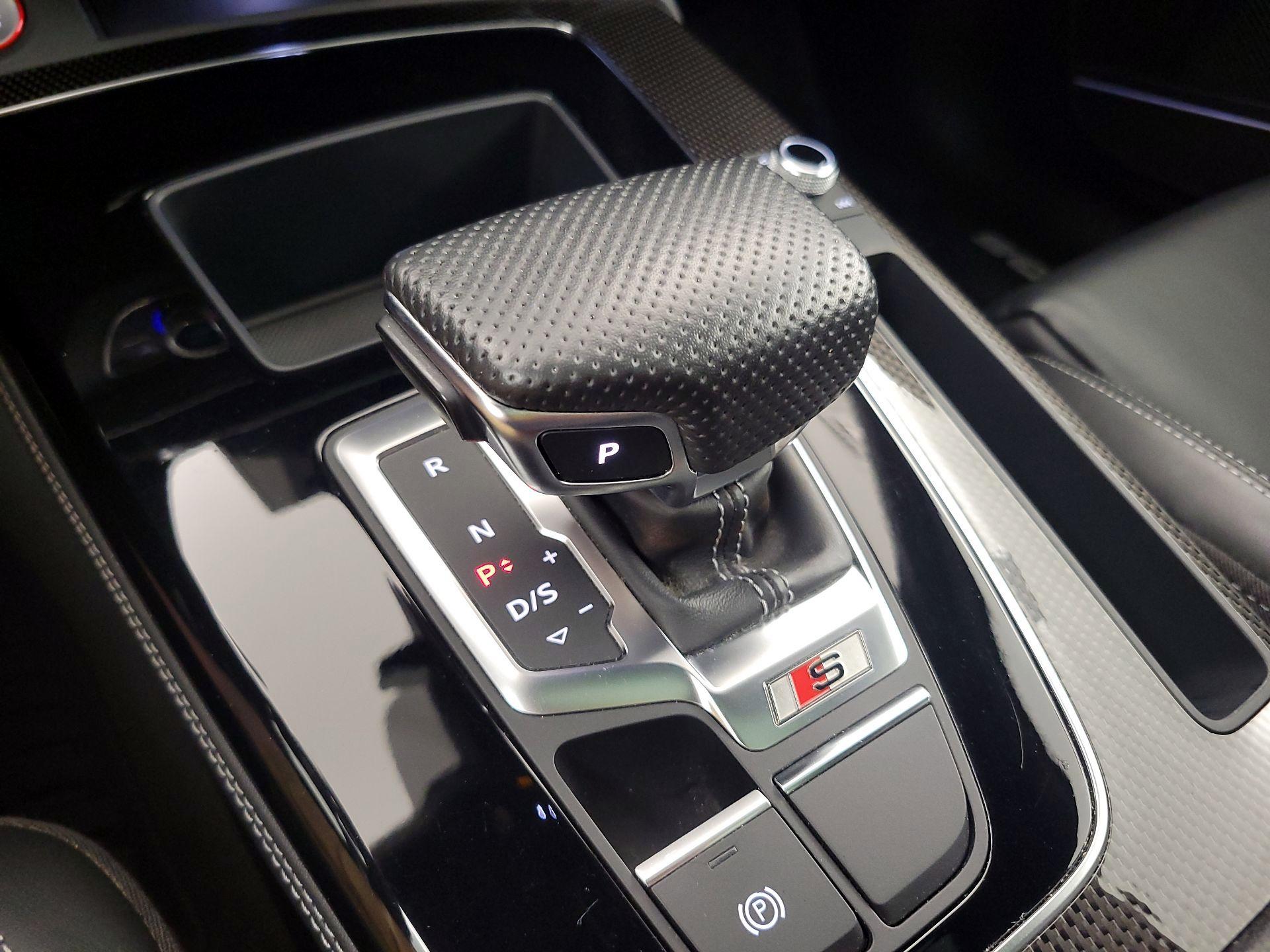Thumbnail: 2023 Audi SQ5 - 18