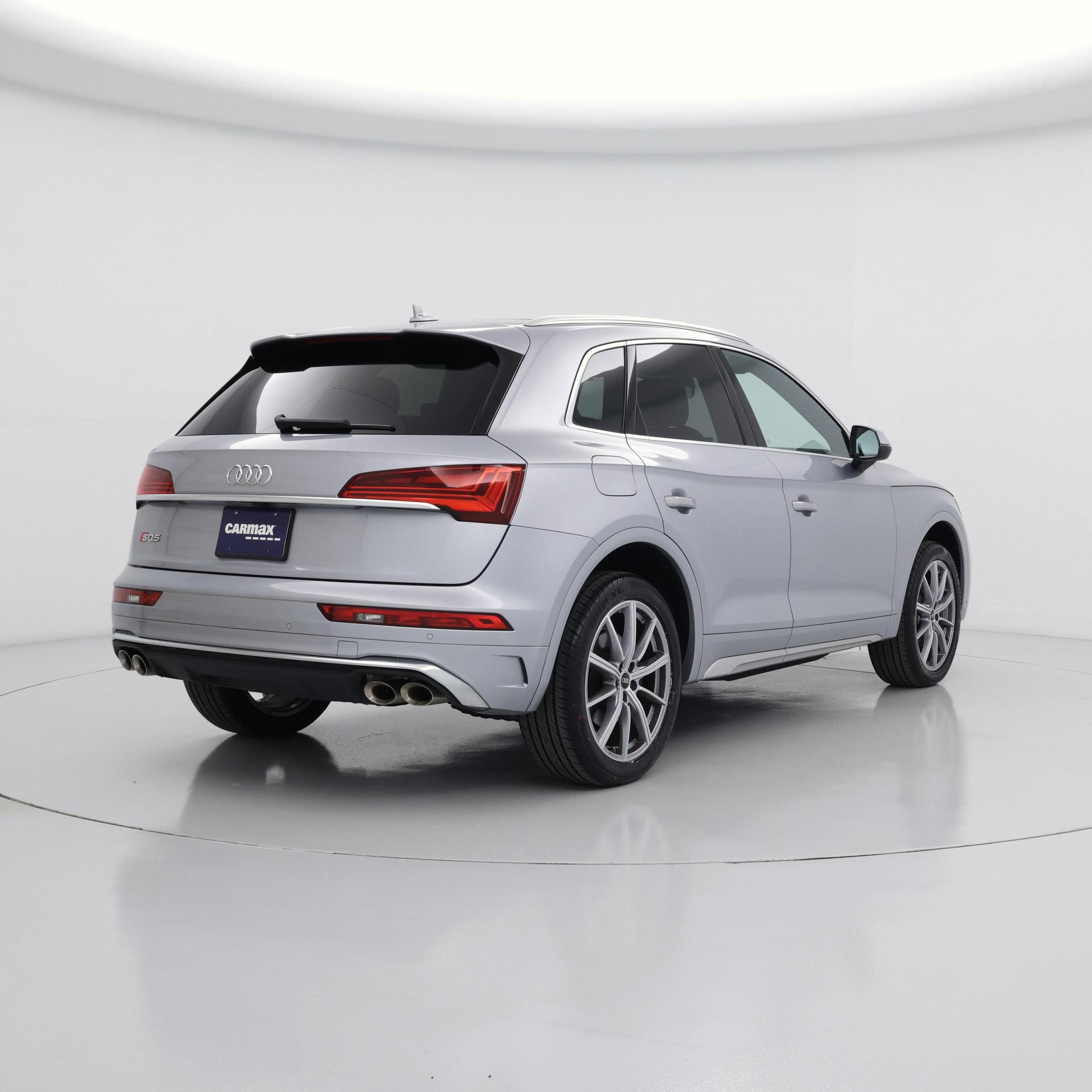 Thumbnail: 2023 Audi SQ5 - 8