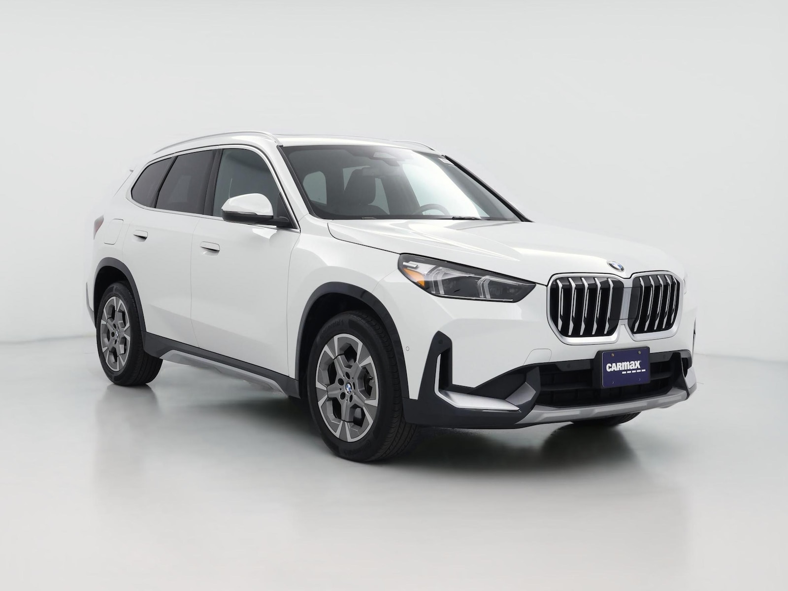 2025 BMW X1 28i - Photo 1