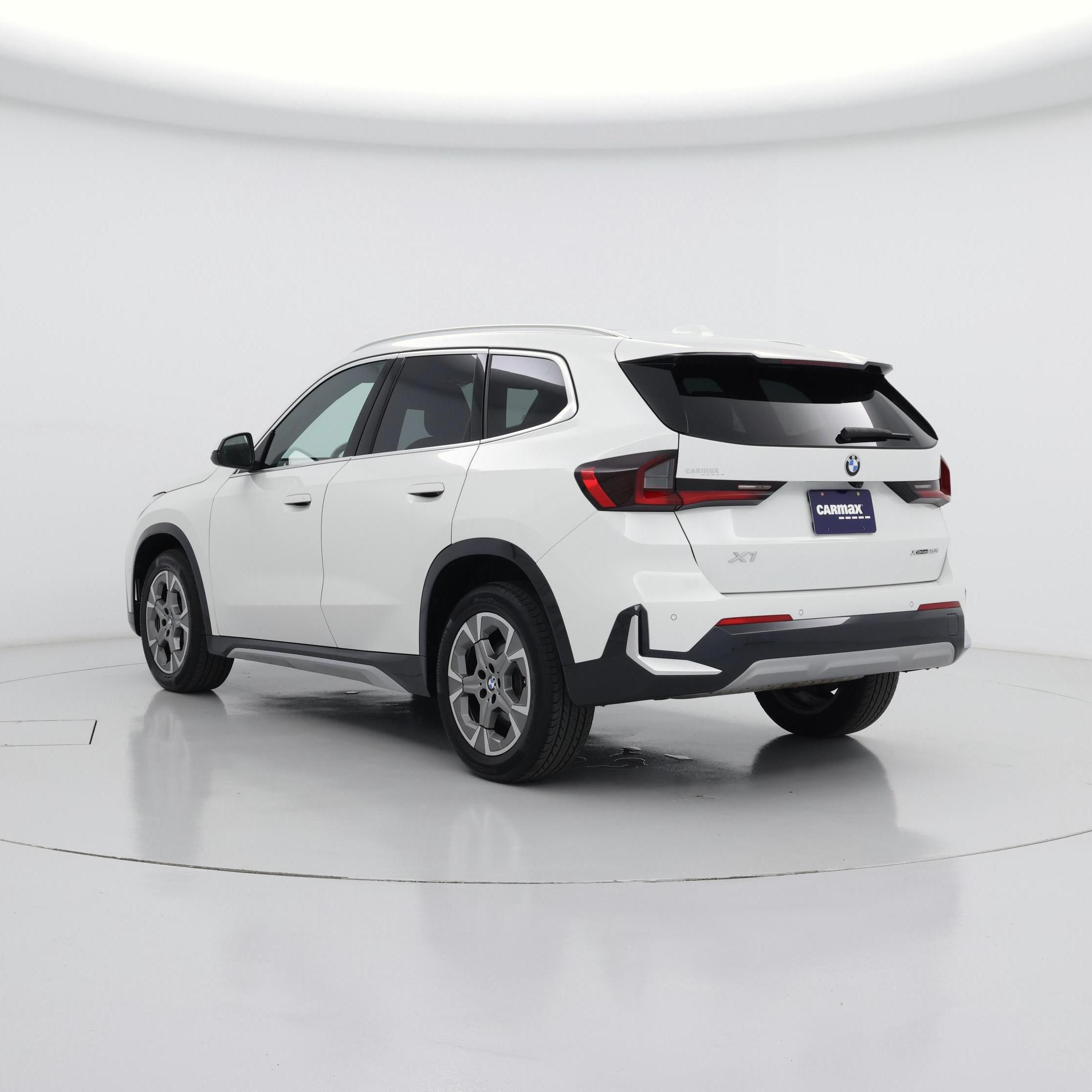 Thumbnail: 2025 BMW X1 - 2
