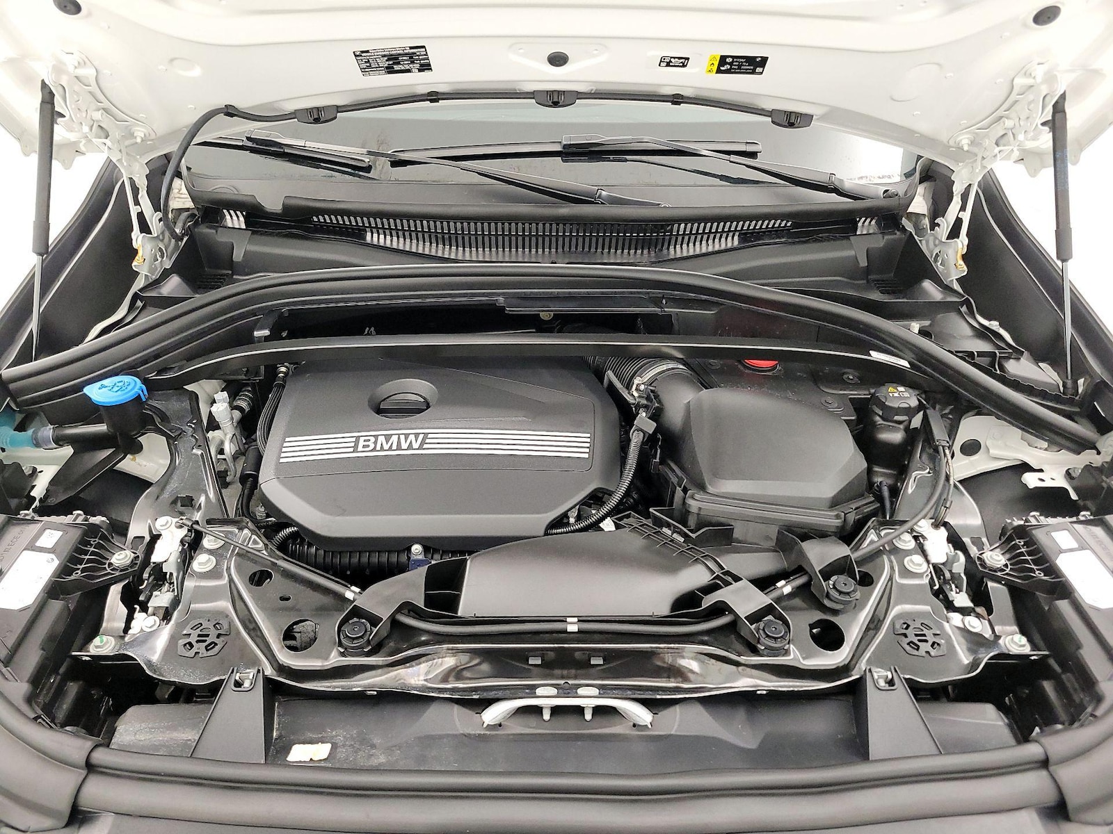 2025 BMW X1 28i - Photo 23