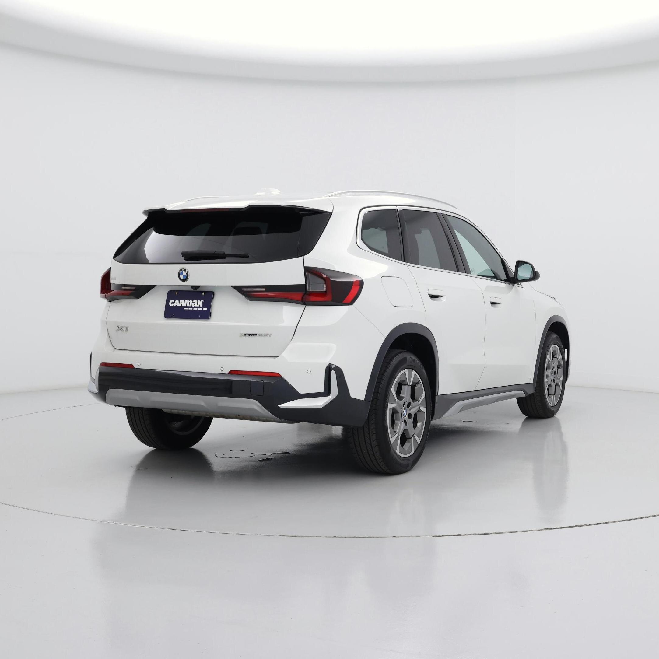Thumbnail: 2025 BMW X1 - 8