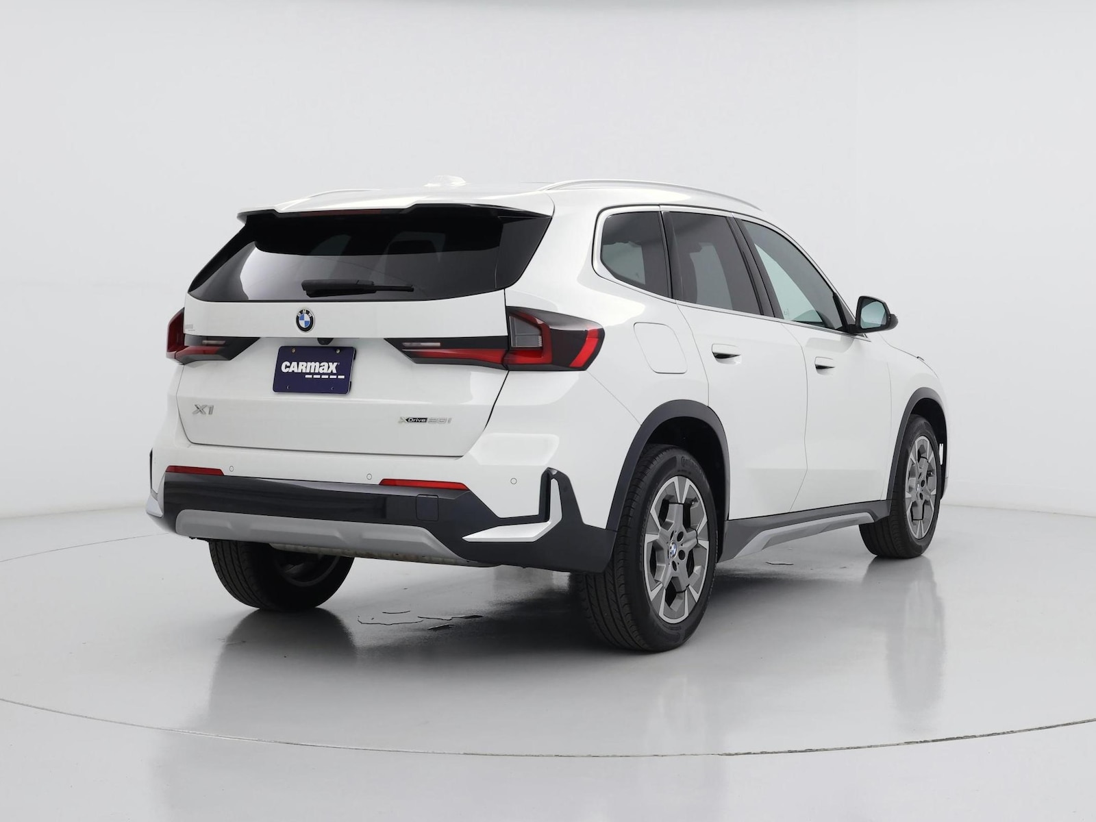 2025 BMW X1 28i - Photo 9