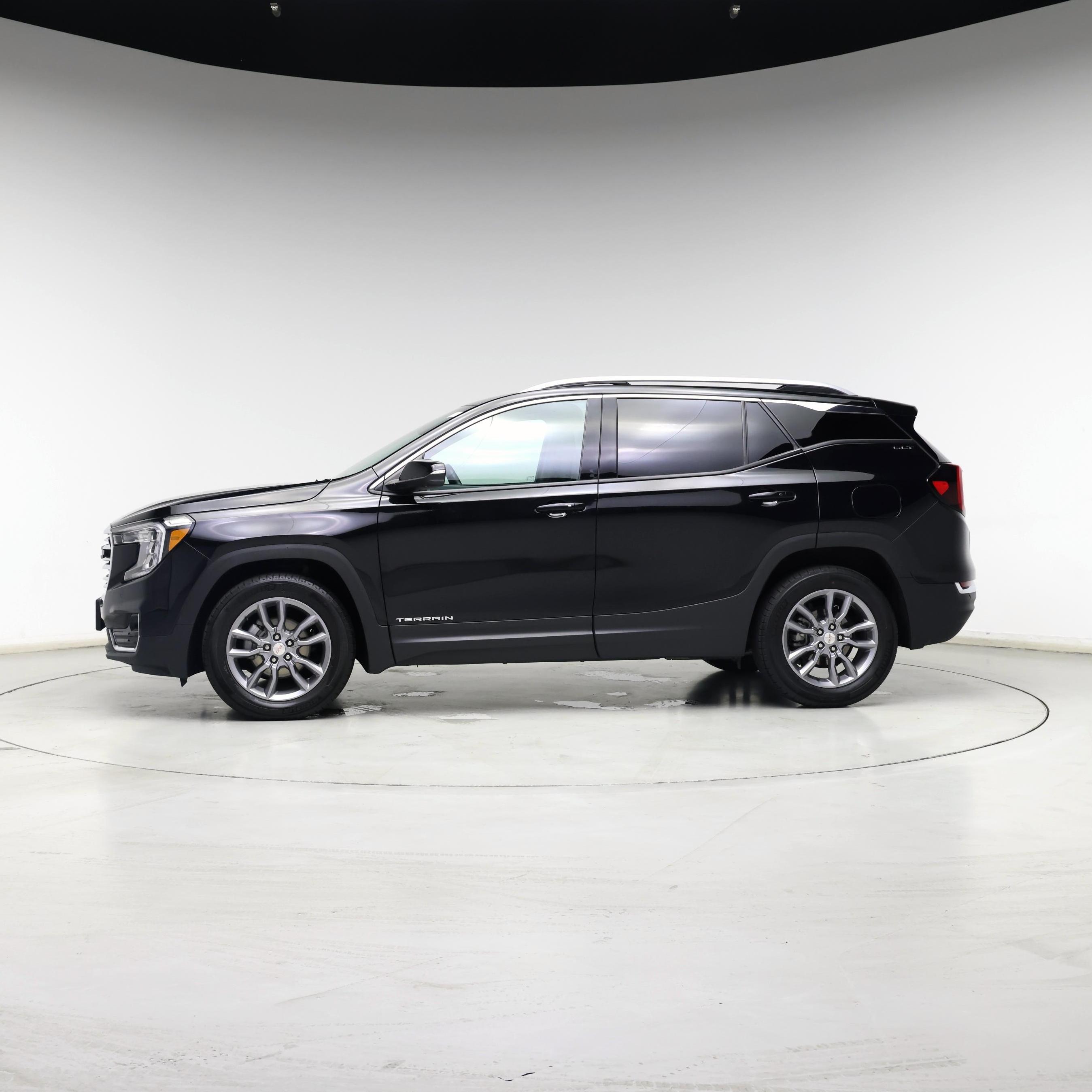 Thumbnail: 2022 GMC Terrain - 3