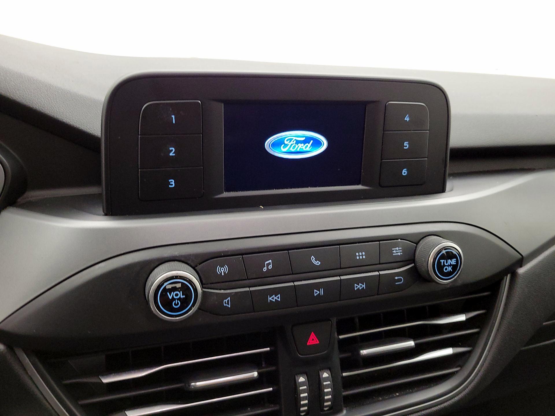 Thumbnail: 2020 Ford Escape - 14