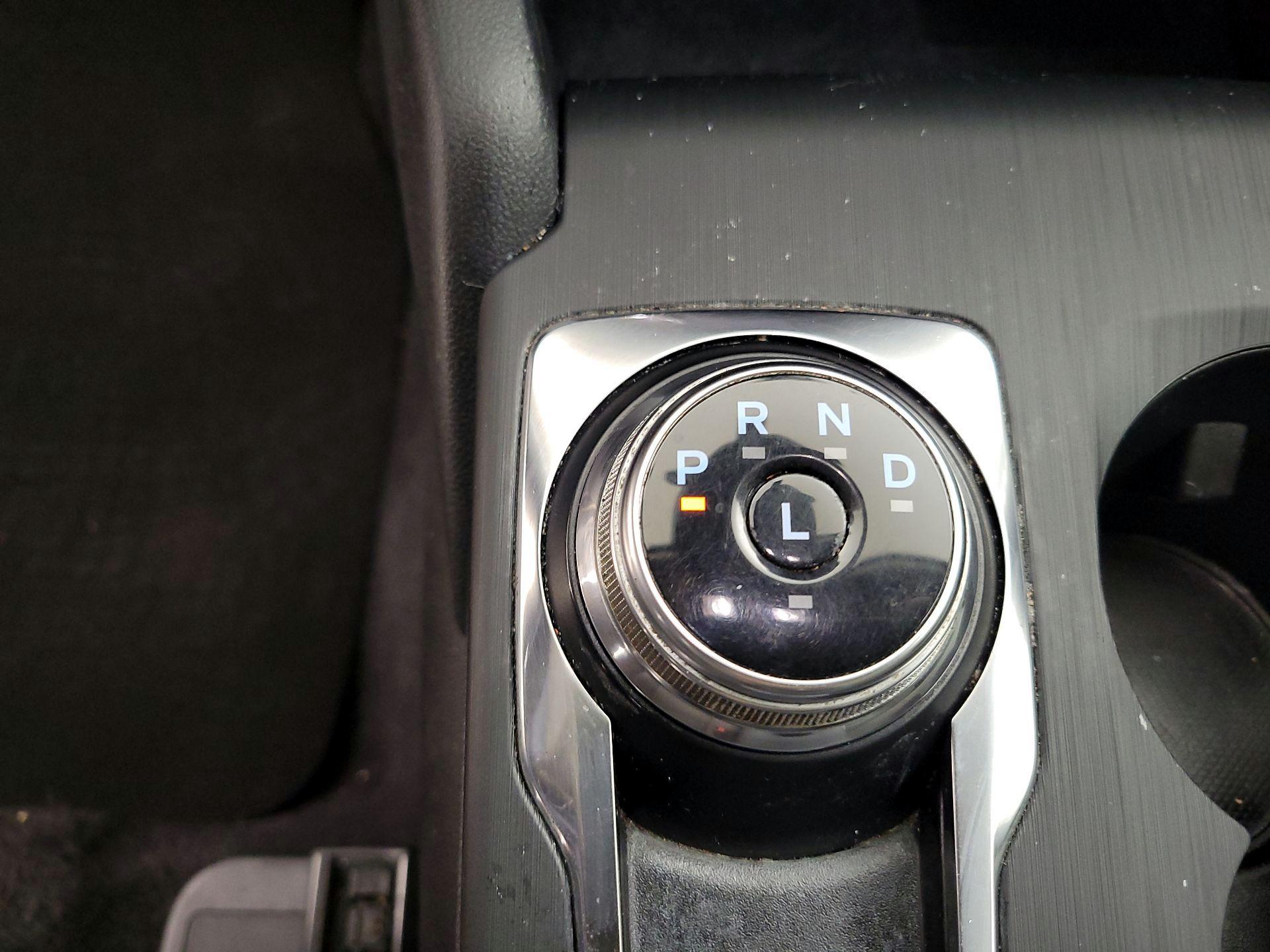 Thumbnail: 2020 Ford Escape - 16