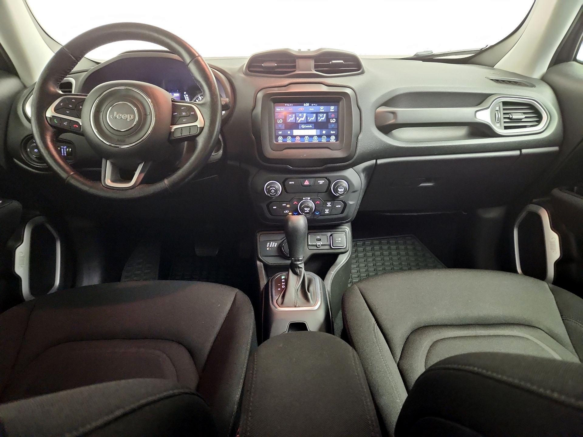 Thumbnail: 2020 Jeep Renegade - 9