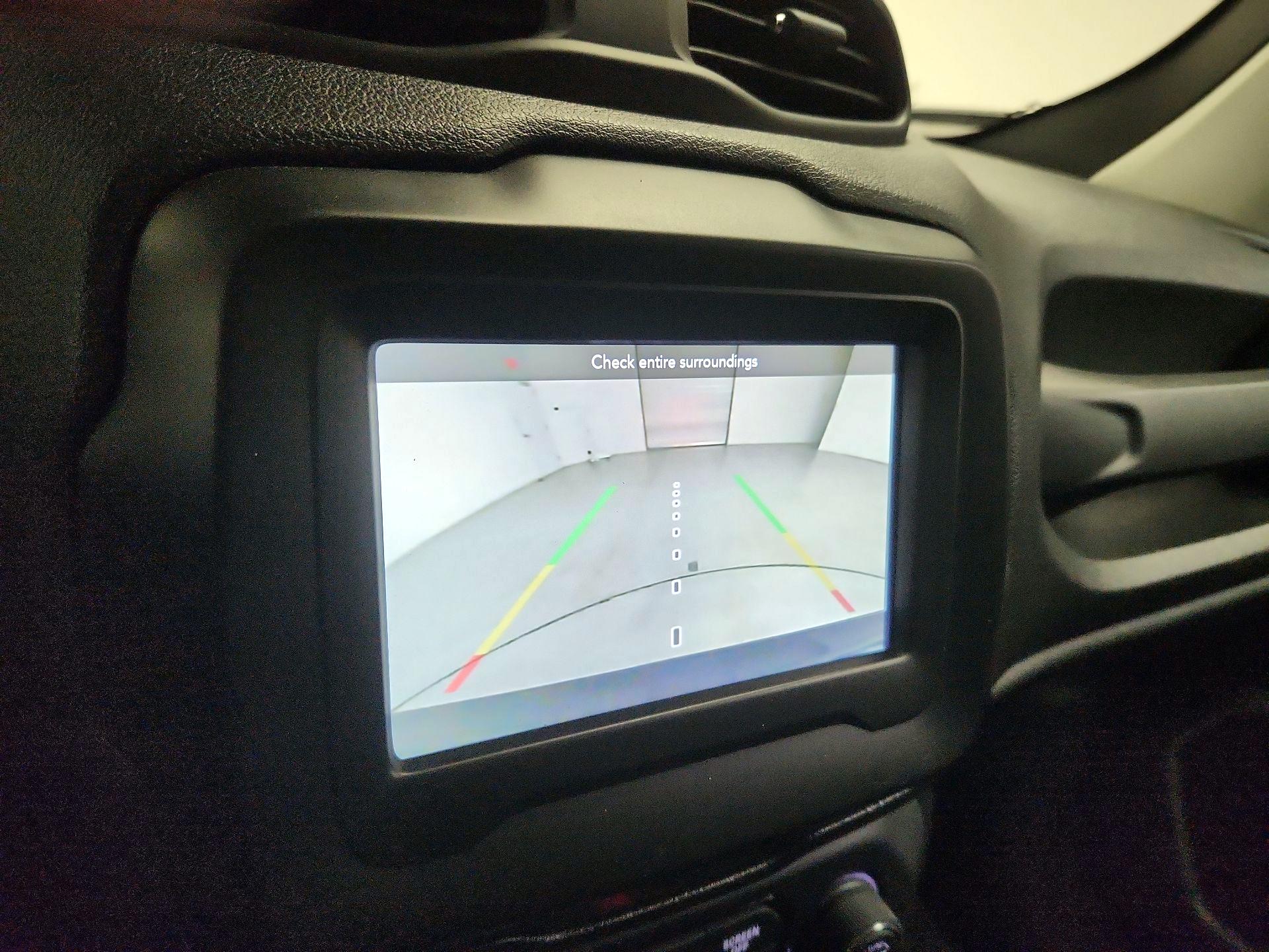 Thumbnail: 2020 Jeep Renegade - 14