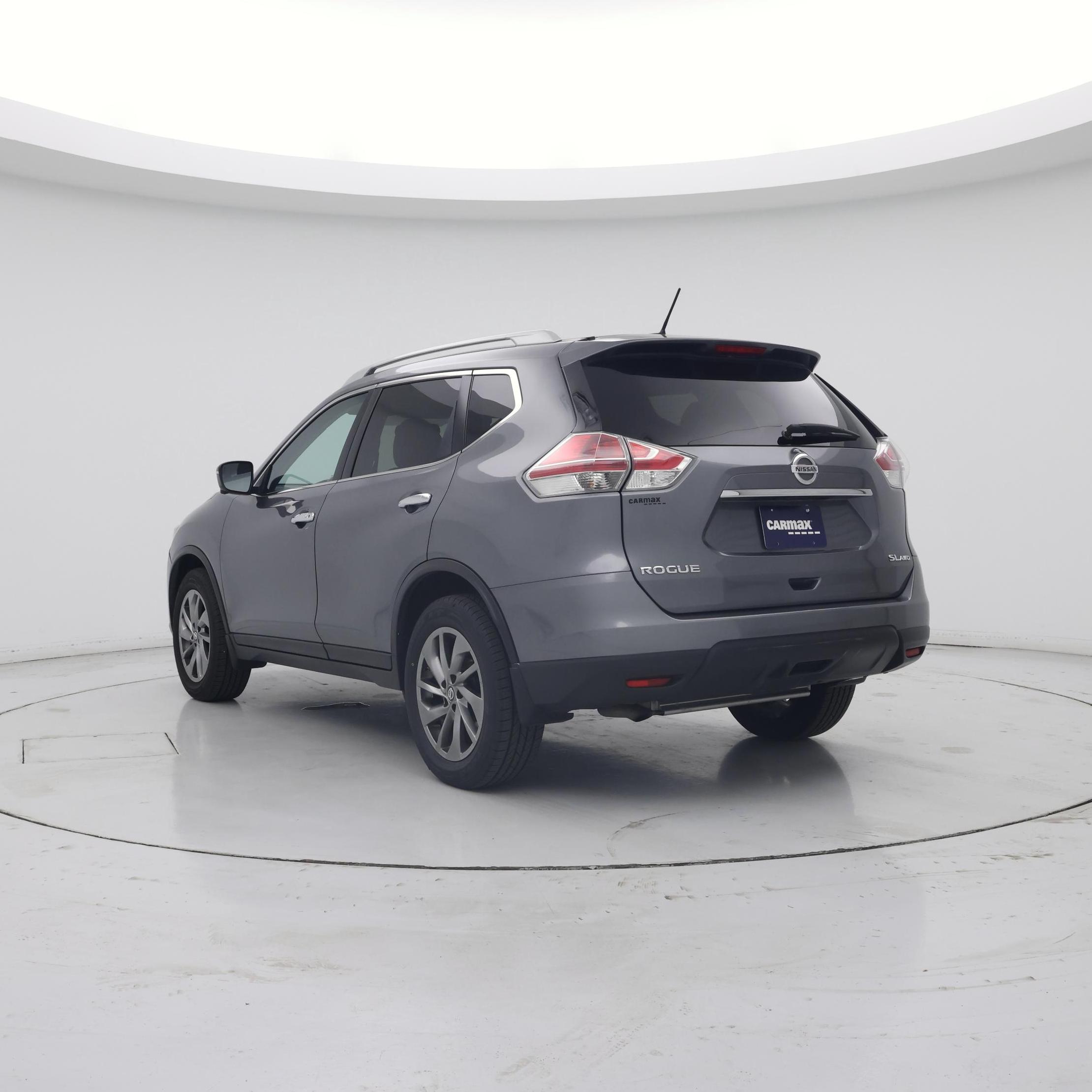 Thumbnail: 2015 Nissan Rogue - 2