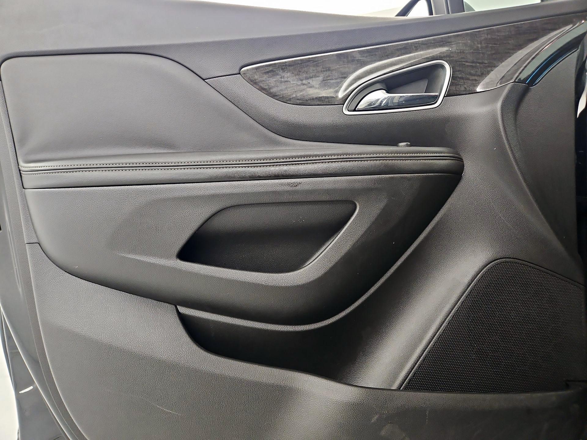 Thumbnail: 2016 Buick Encore - 10