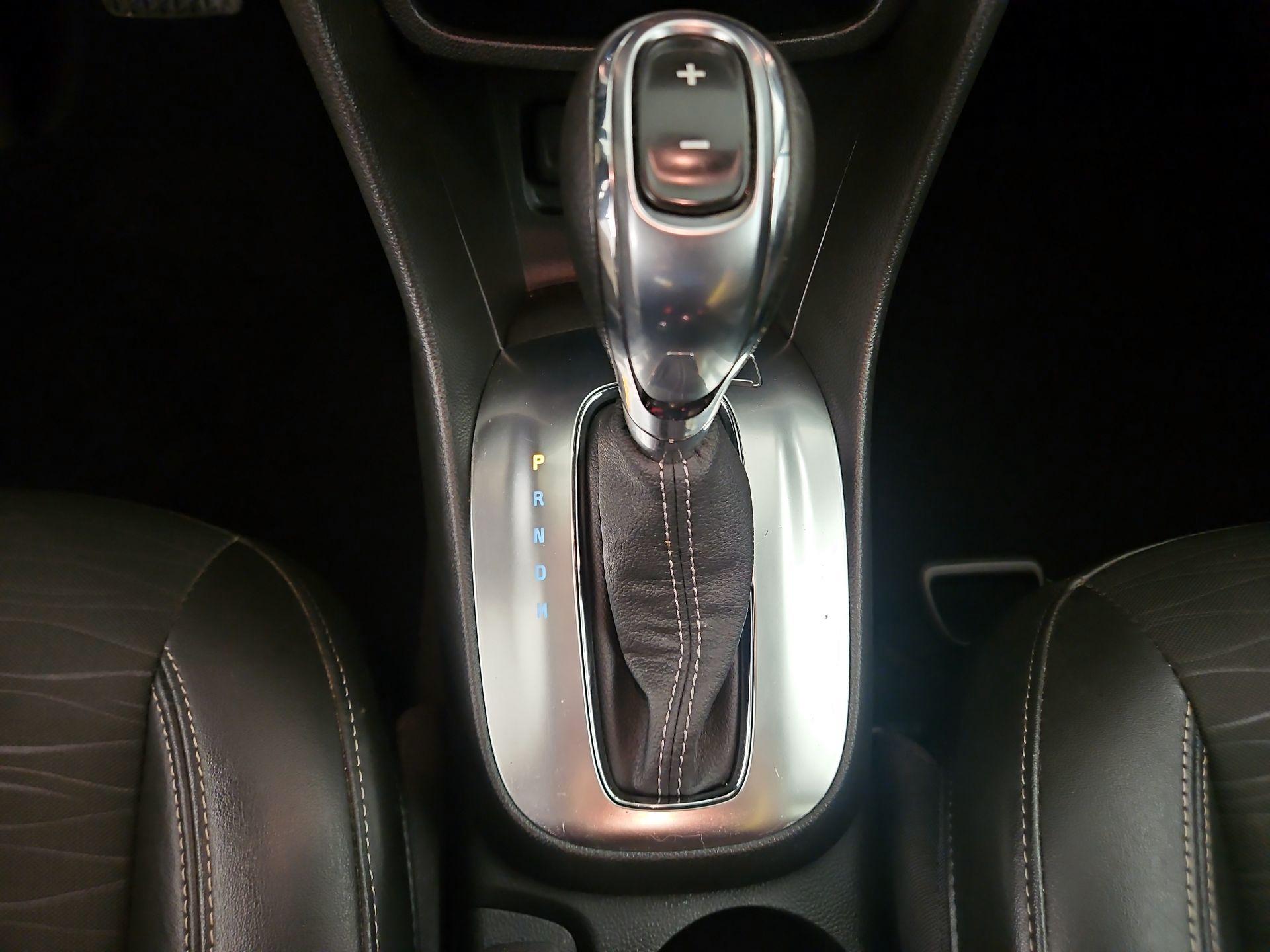 Thumbnail: 2016 Buick Encore - 15