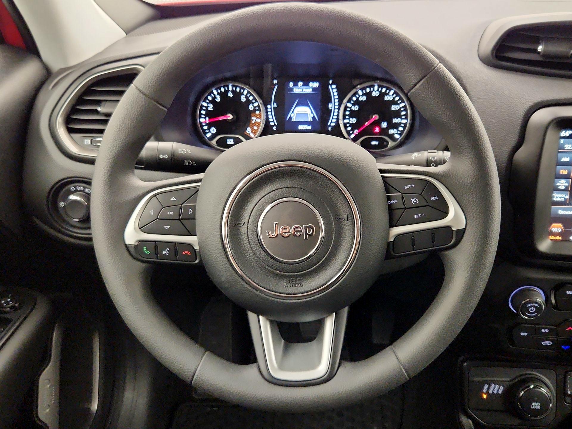 Thumbnail: 2023 Jeep Renegade - 10