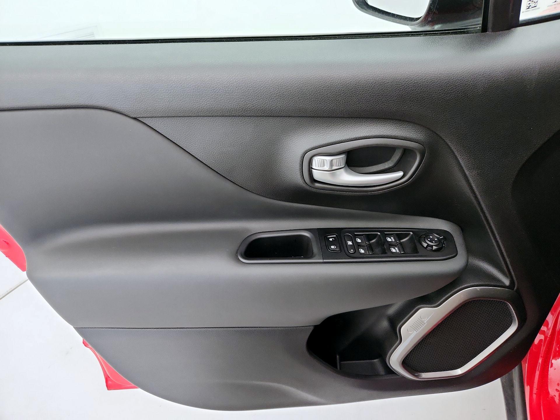 Thumbnail: 2023 Jeep Renegade - 12