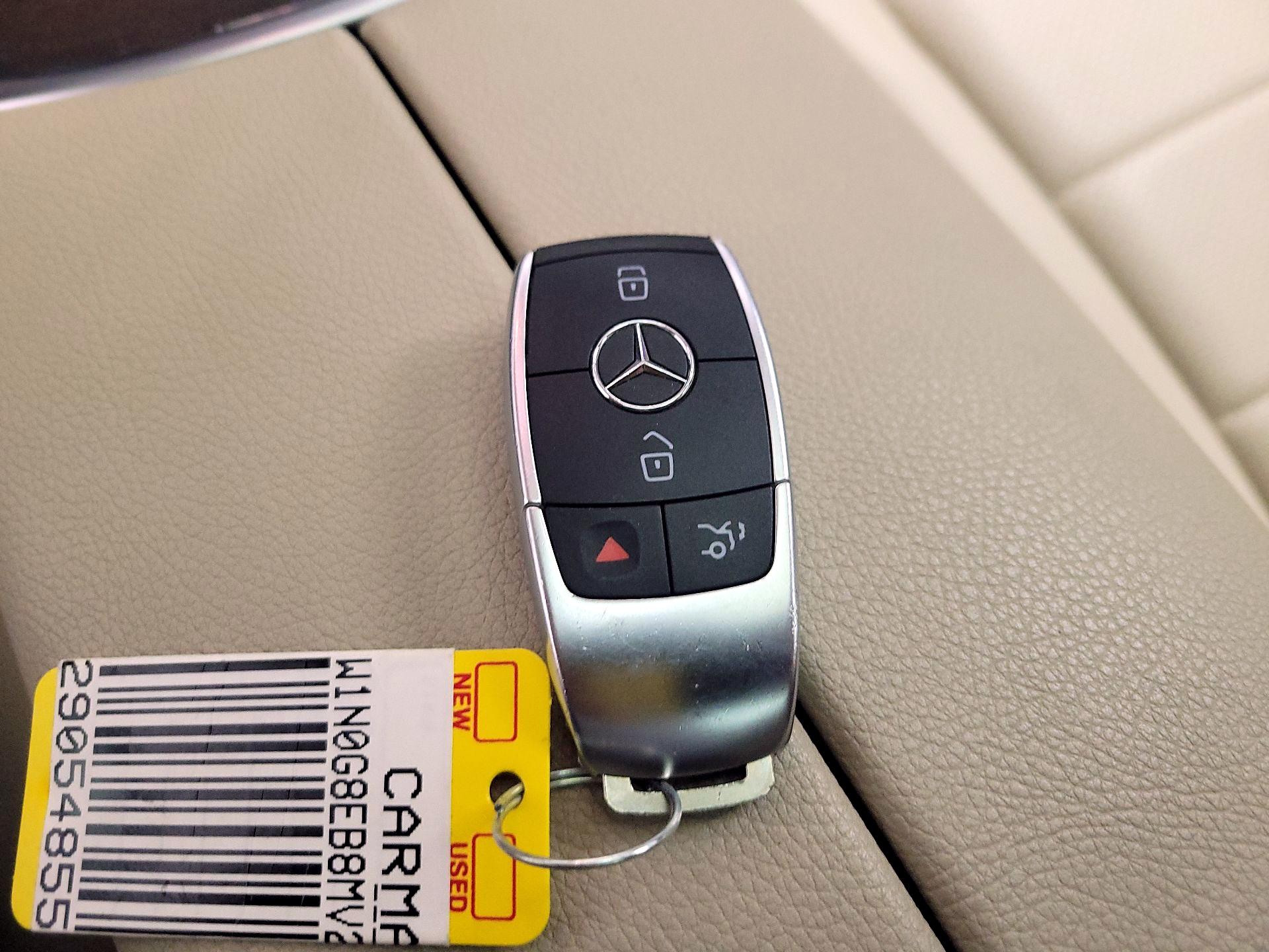 Thumbnail: 2021 Mercedes-Benz GLC - 19