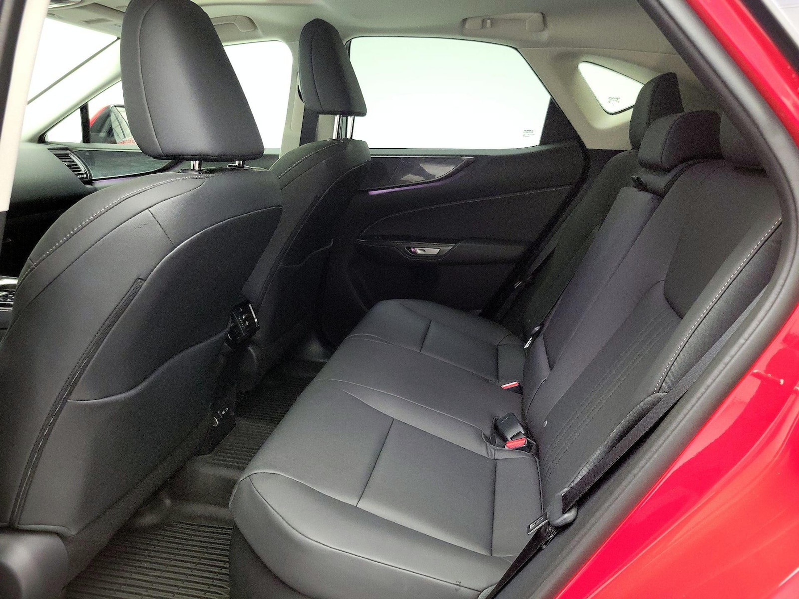 2025 Lexus NX Hybrid 350h - Photo 22