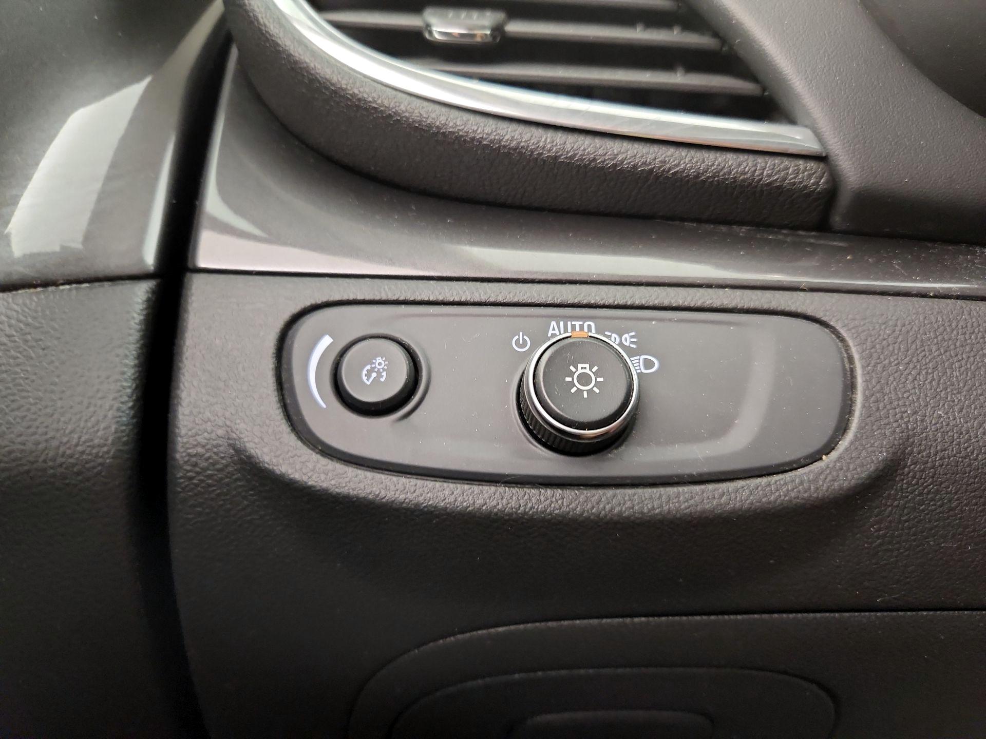 Thumbnail: 2019 Buick Encore - 13