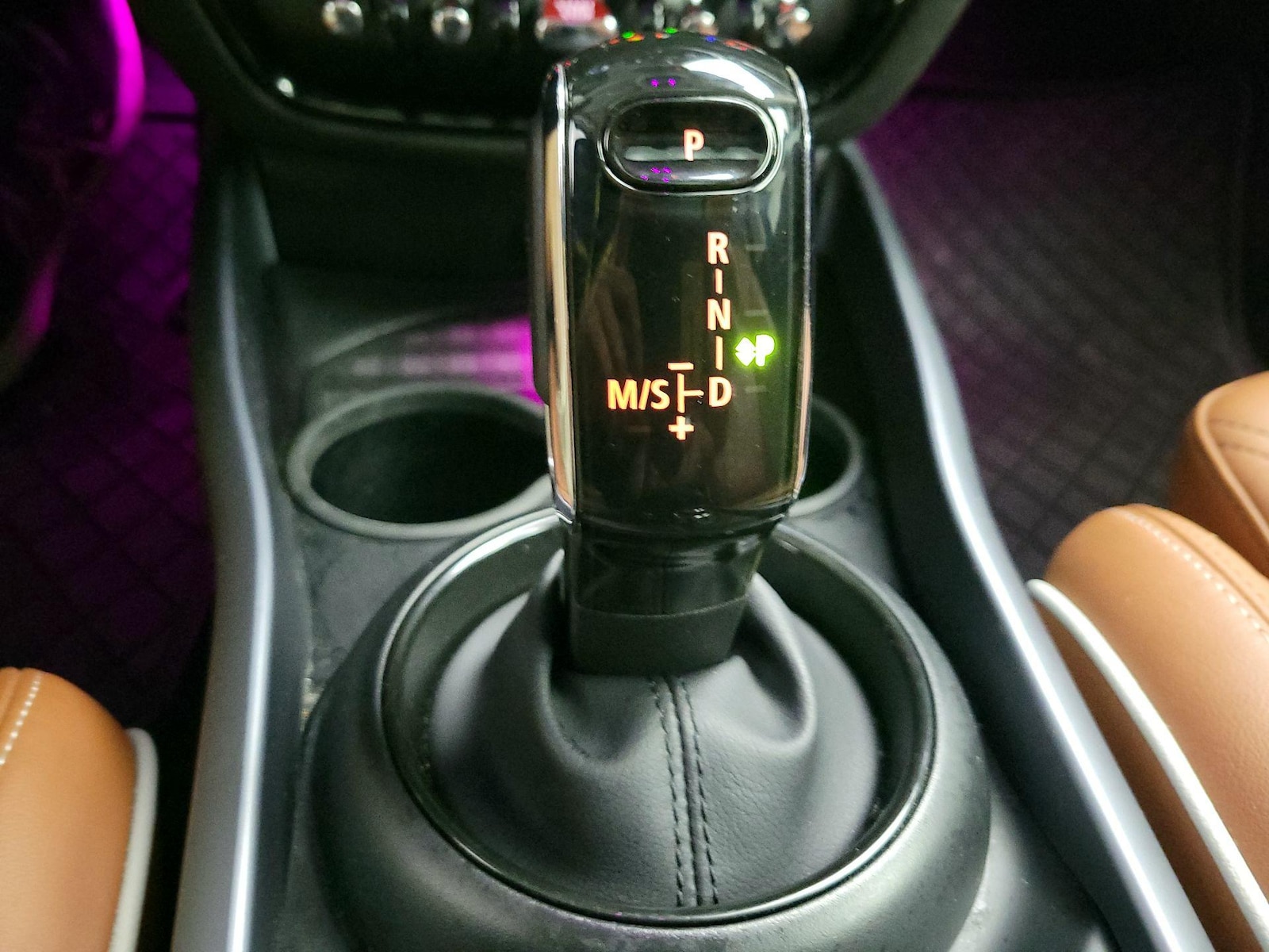 2023 MINI Clubman S - Photo 16