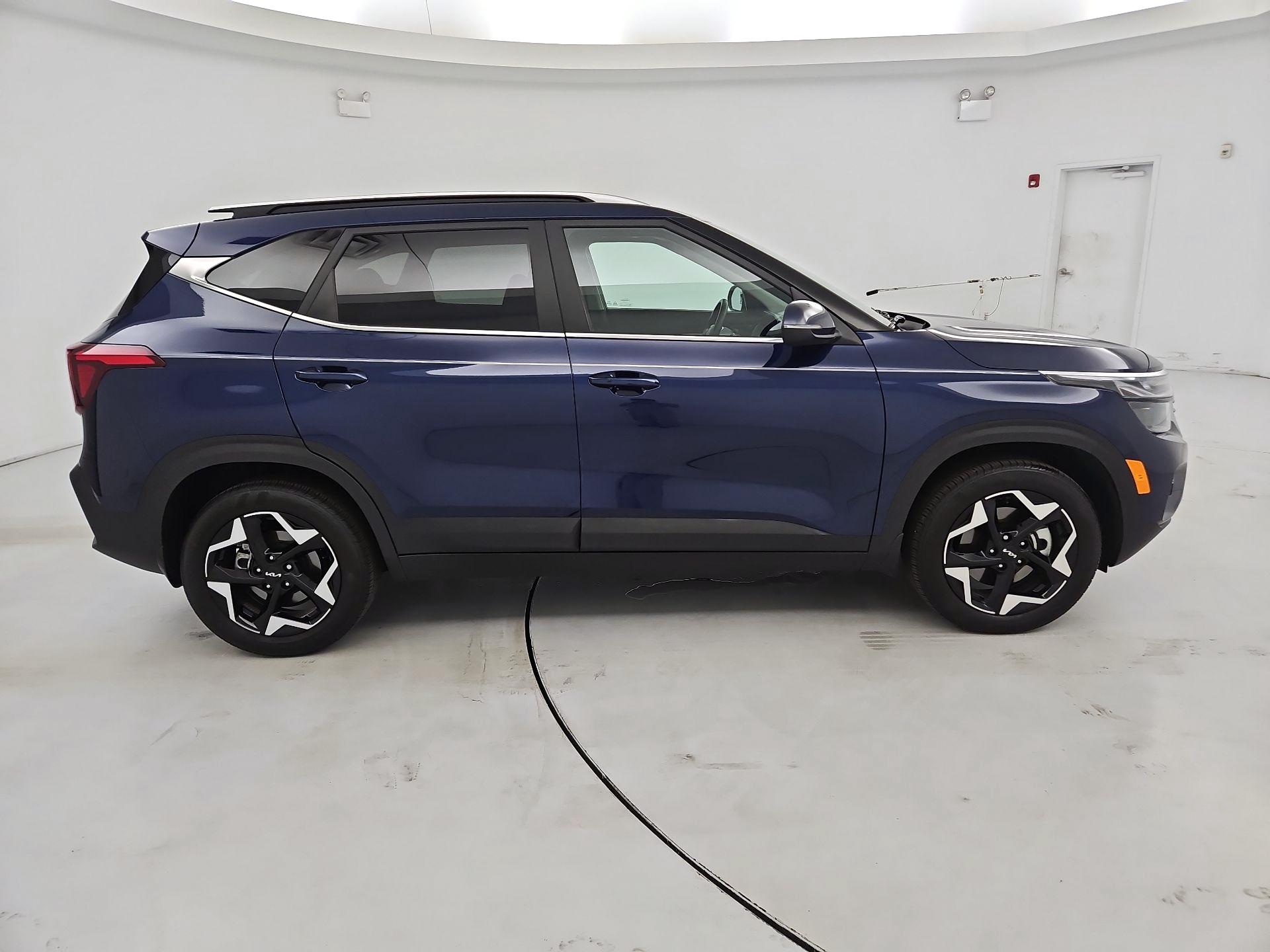 Thumbnail: 2025 Kia Seltos - 4